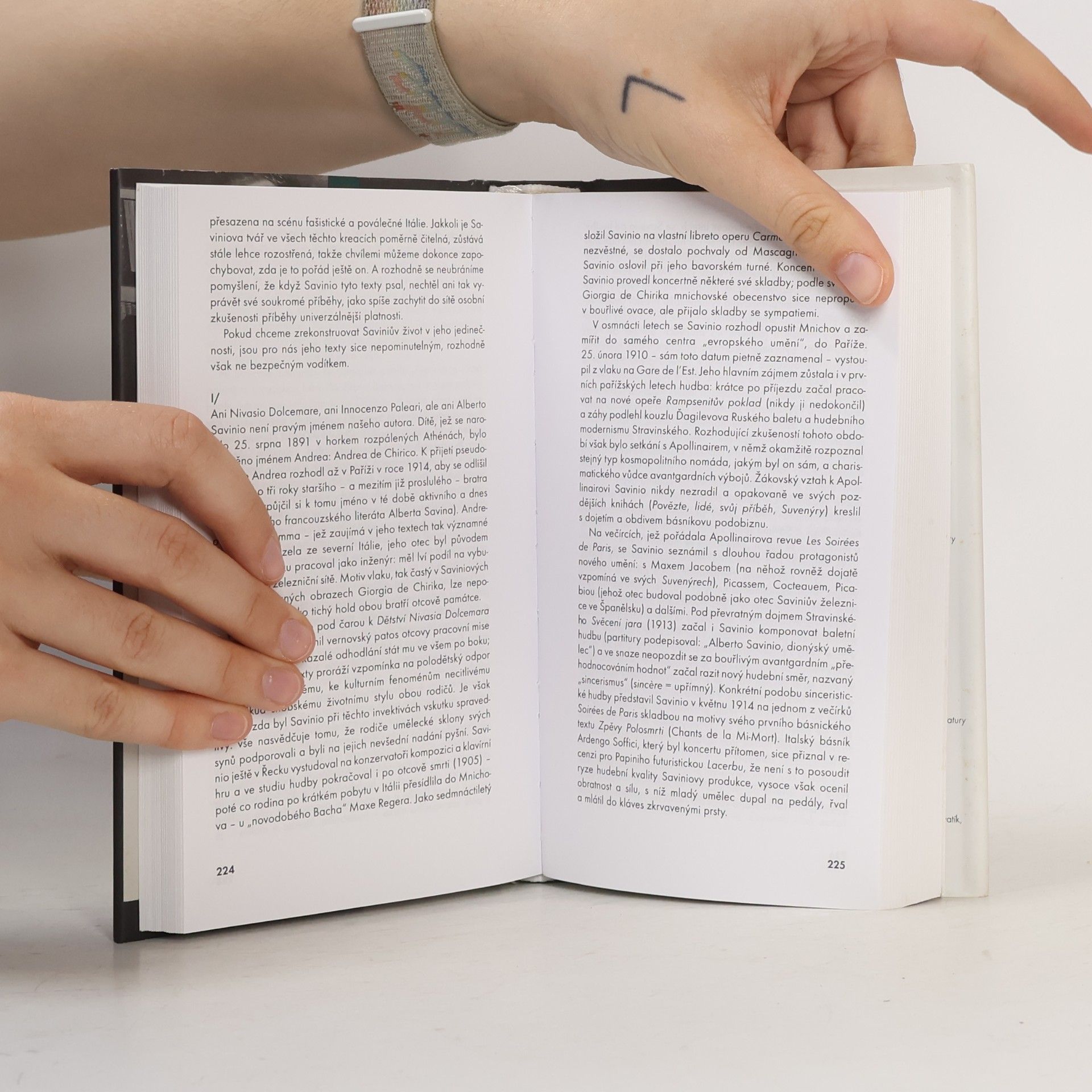Jiří Pelán Kapitoly z francouzské a italské literatury