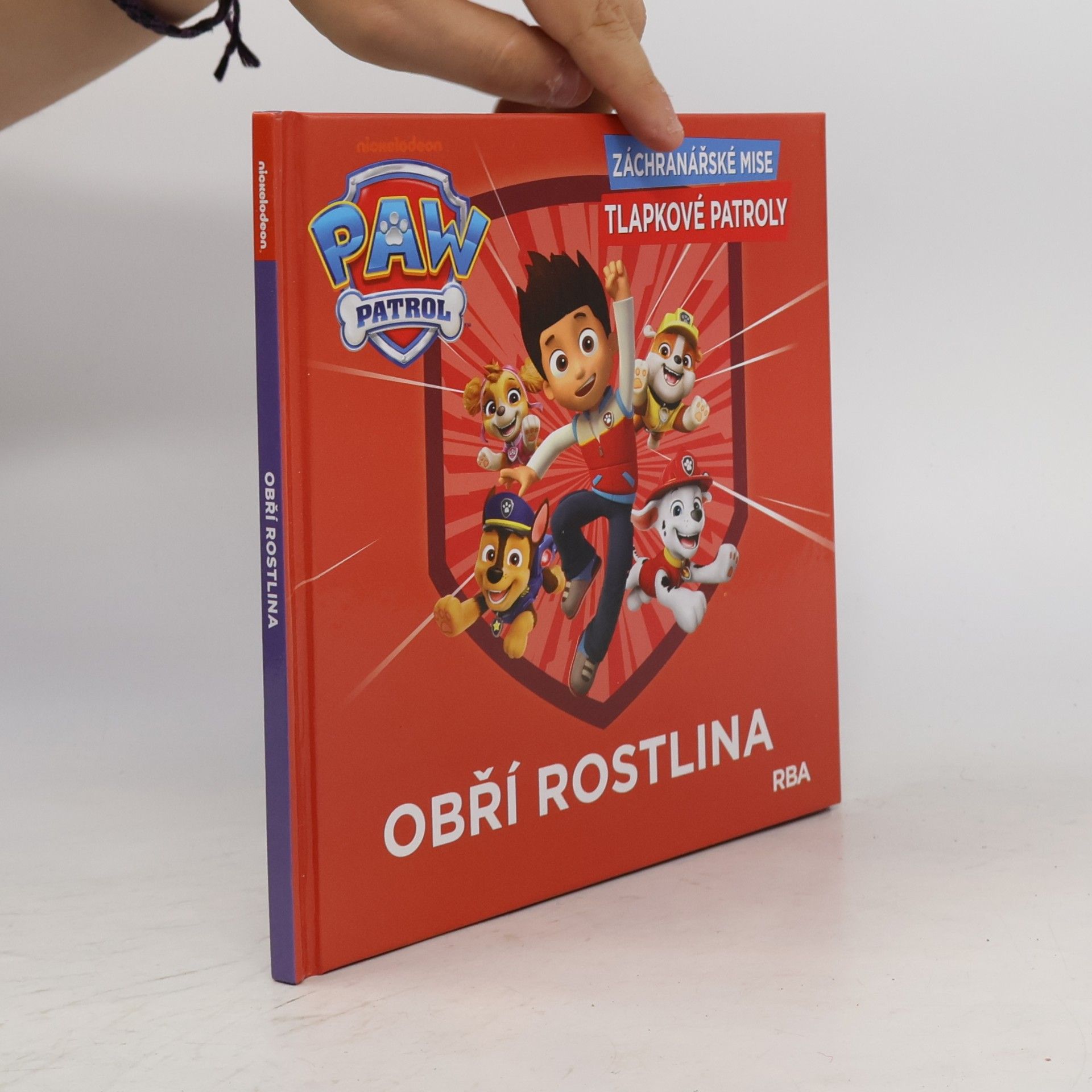 Various authors Obří rostlina 8