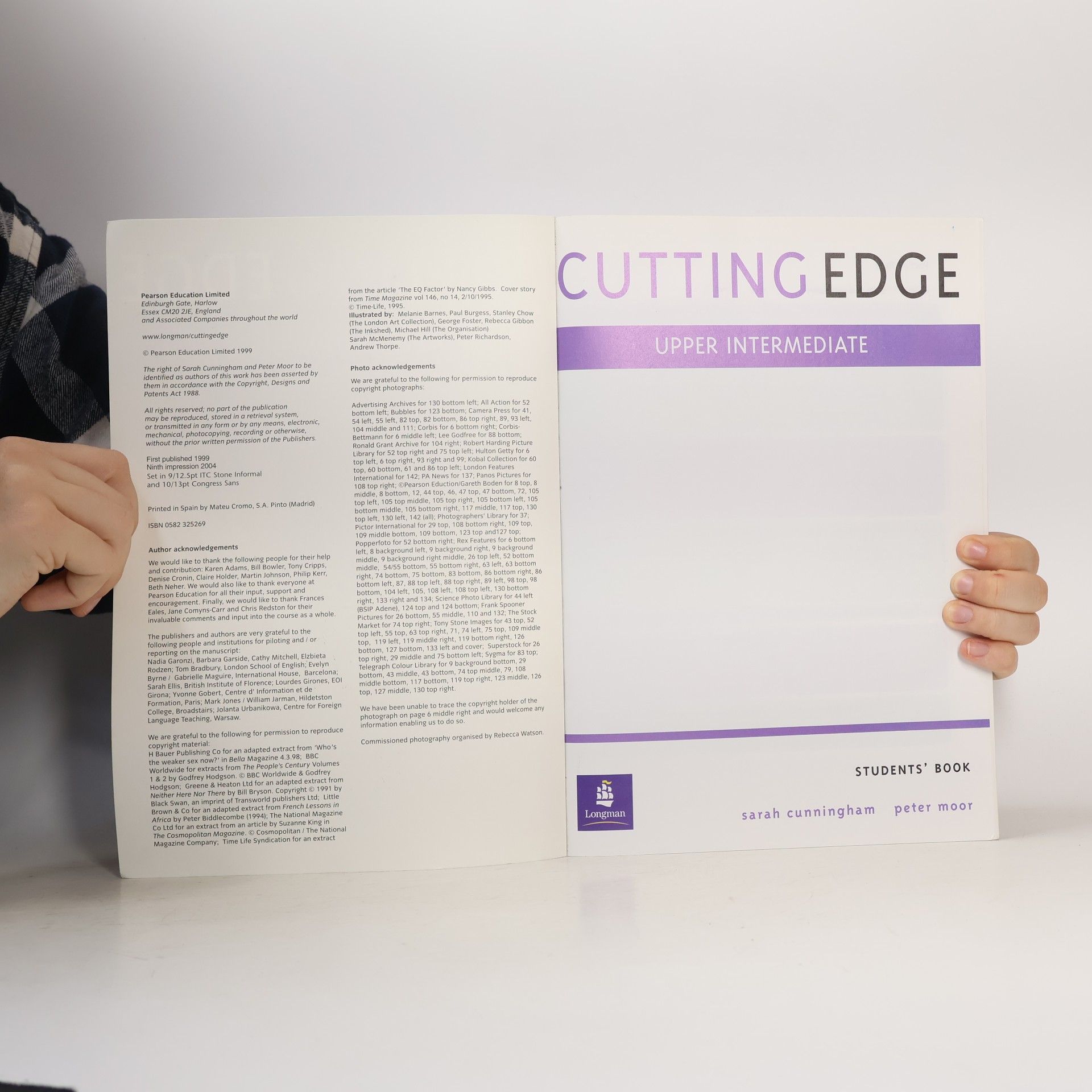 Sarah Cunningham Cutting Edge. Upper-Intermediate. Students' Book with Mini-Dictionary