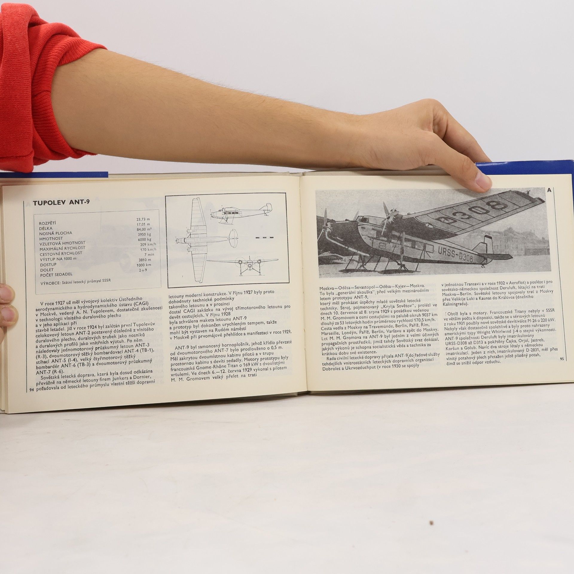 Václav Němeček Atlas letadel. Třímotorová dopravní letadla
