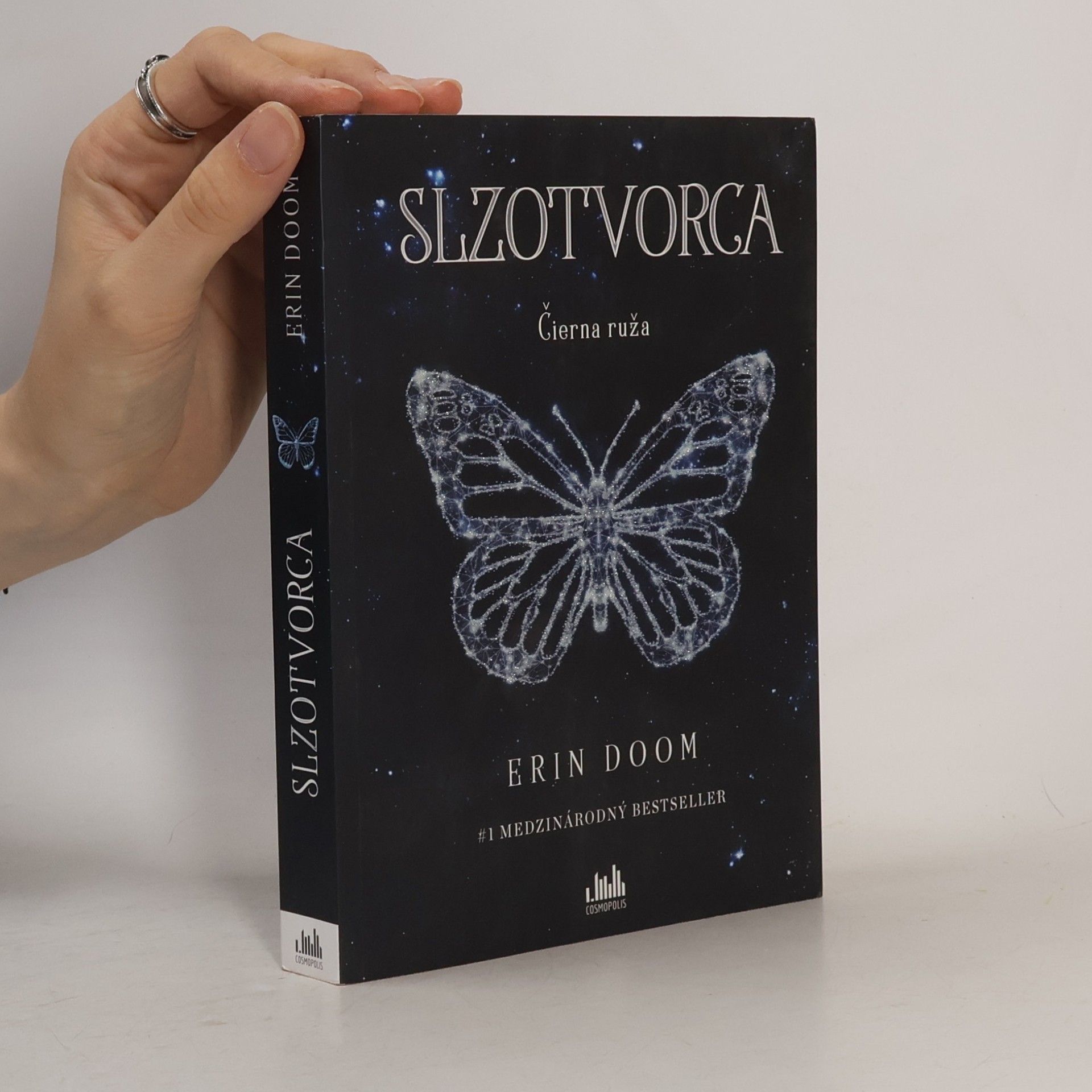 Erin Doom Slzotvorca. Čierna ruža