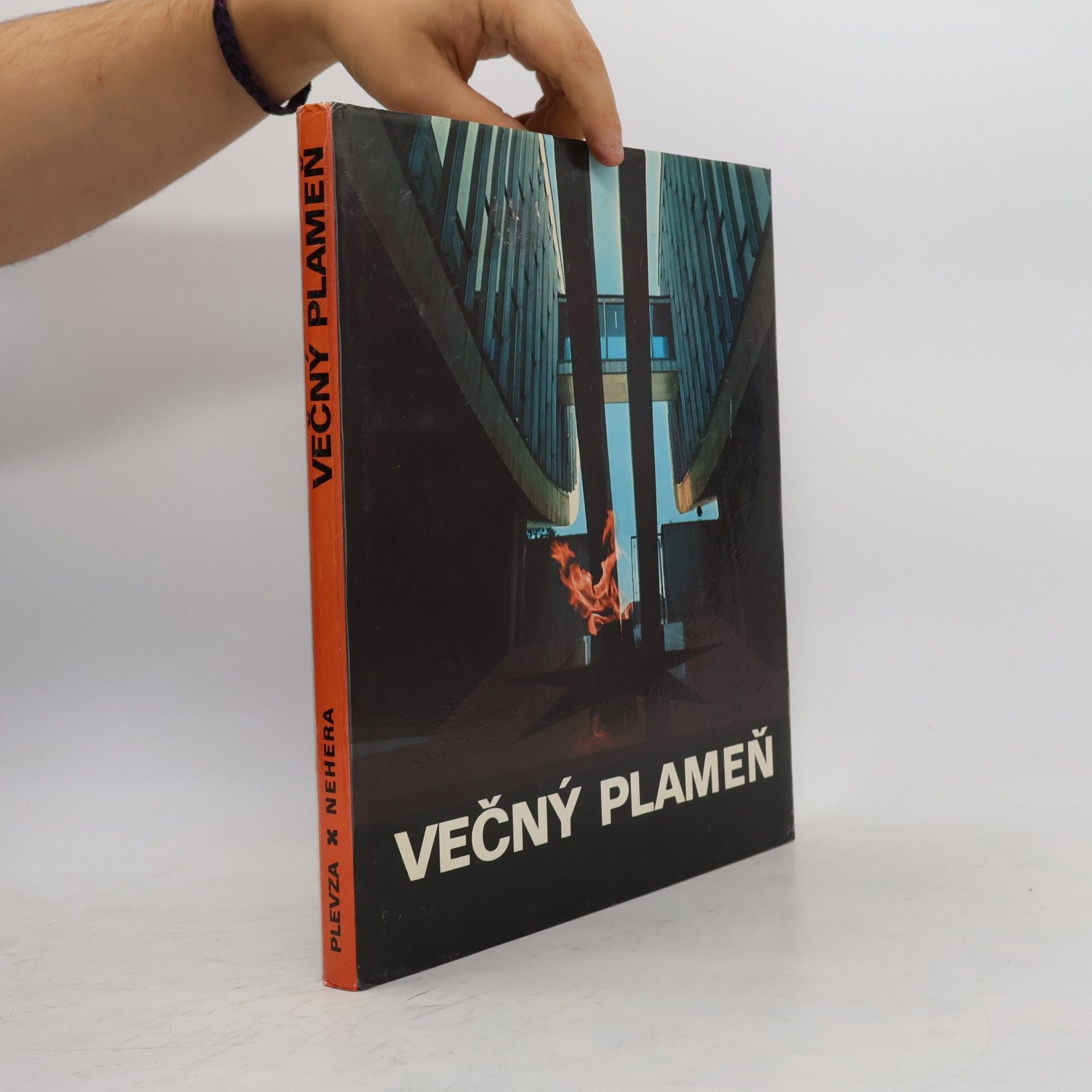 Večný plameň