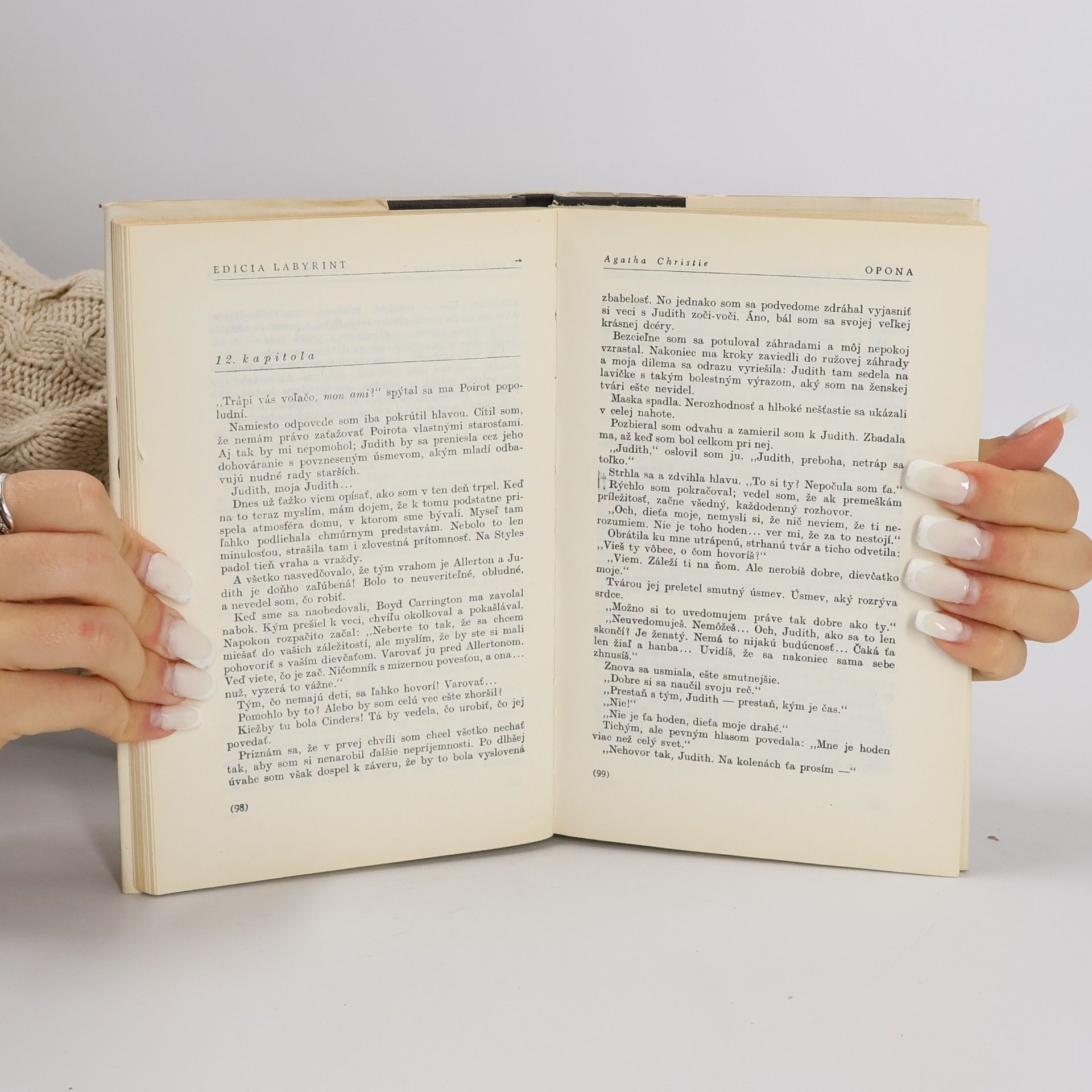 Agatha Christie Opona