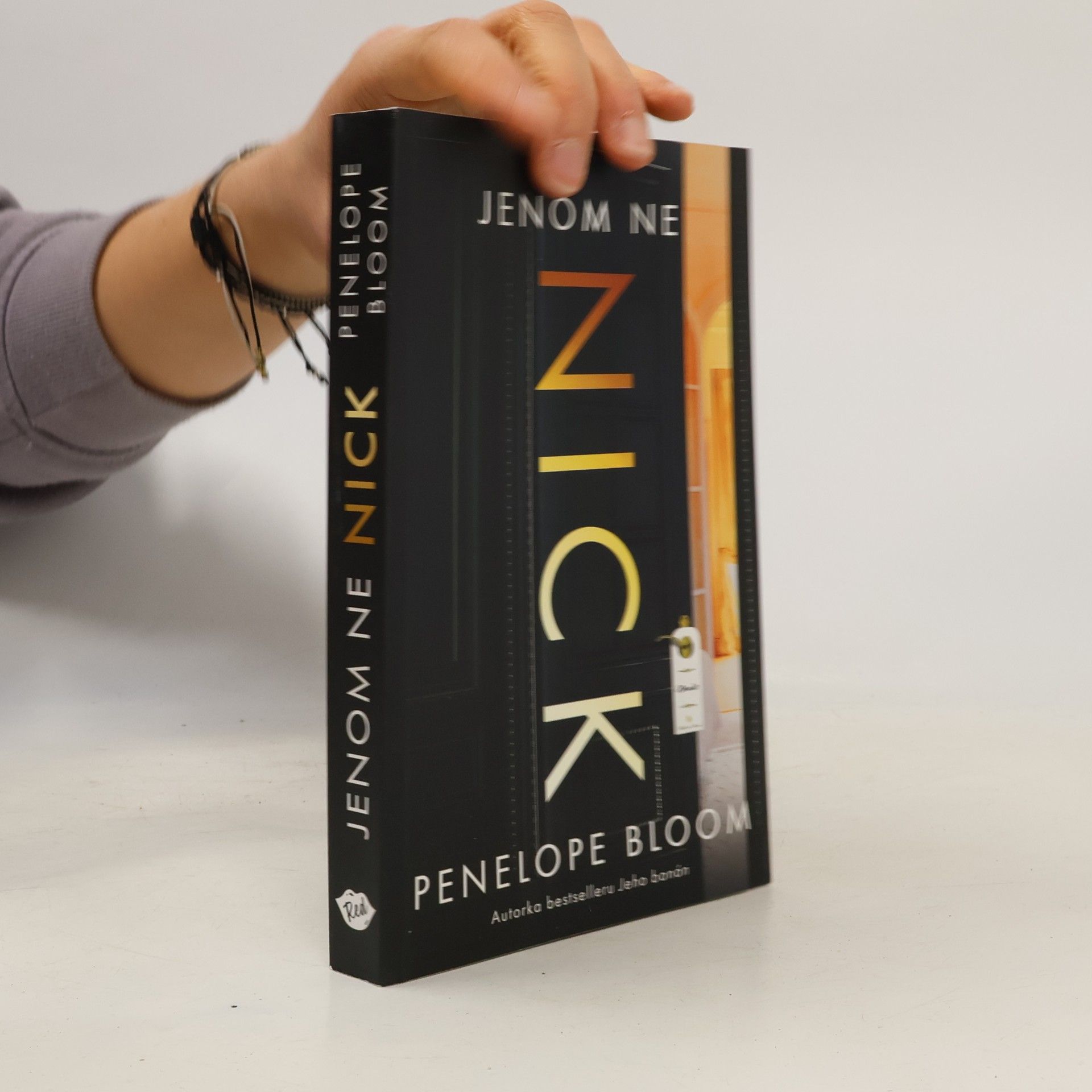 Penelope Bloom Jenom ne Nick