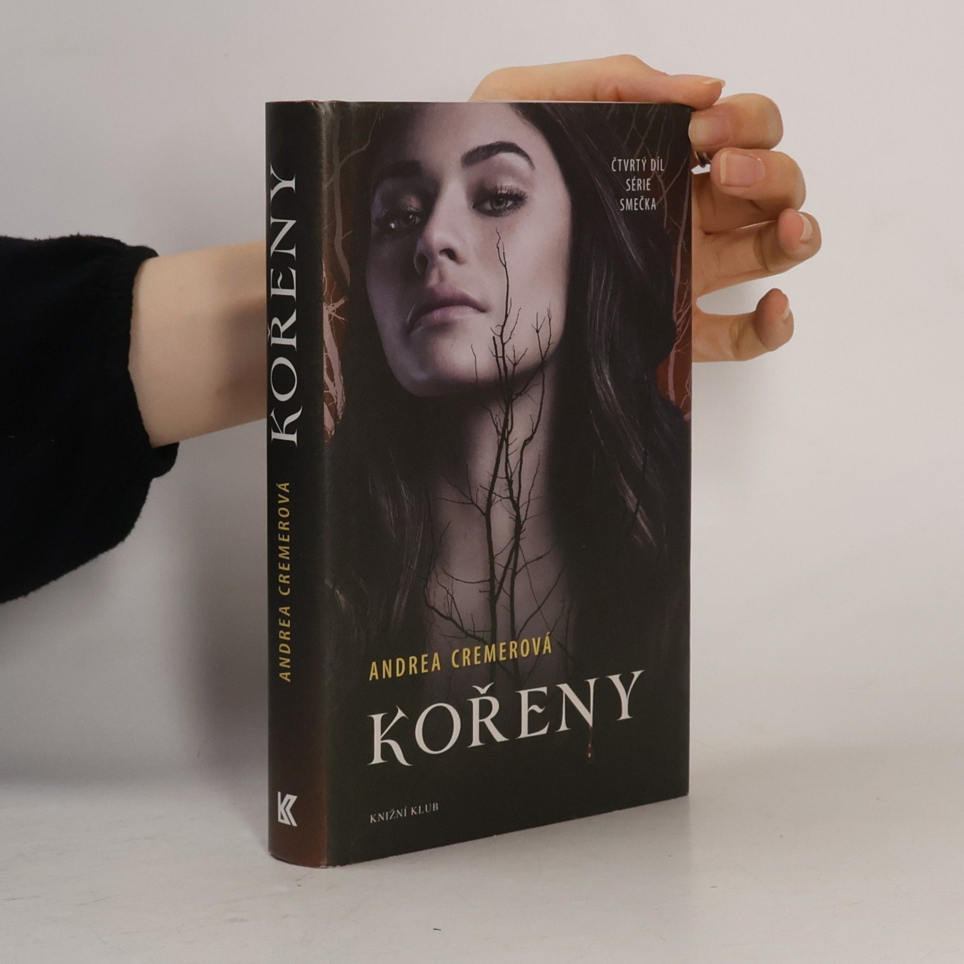 Andrea R. Cremer Kořeny