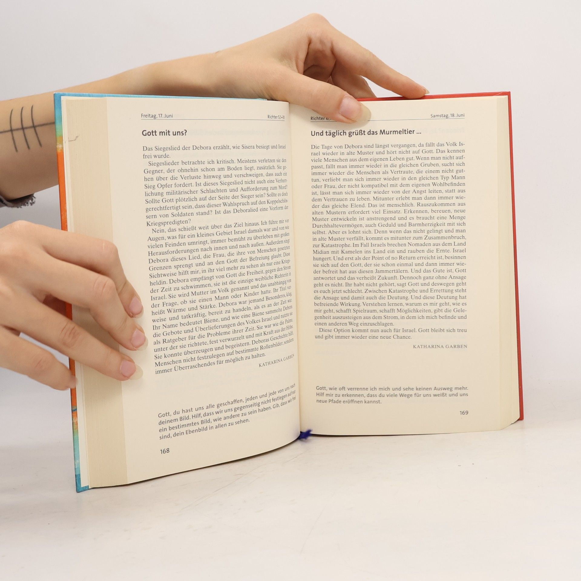 Nikolaus Schneider Mit der Bibel durch das Jahr 2022