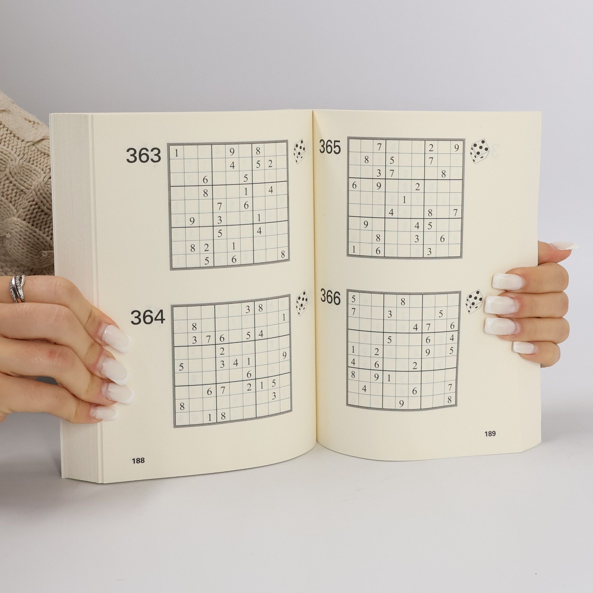 Kolektiv autorů 500 sudoku - 6 stupňů obtížnosti včetně 20 netradičních sudoku