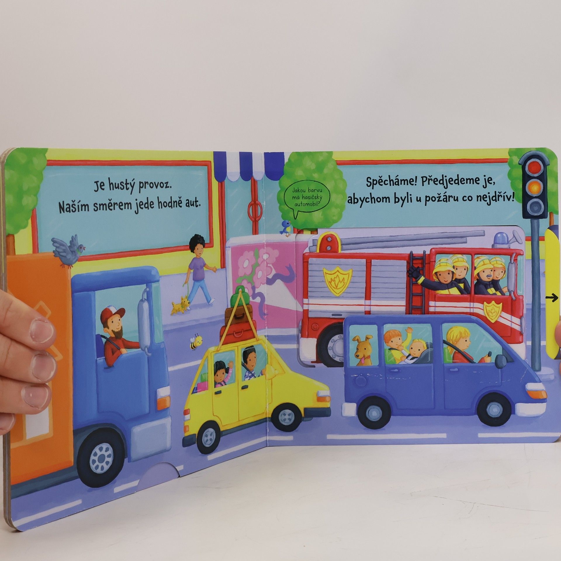 Various authors Jak to žije na hasičské stanici