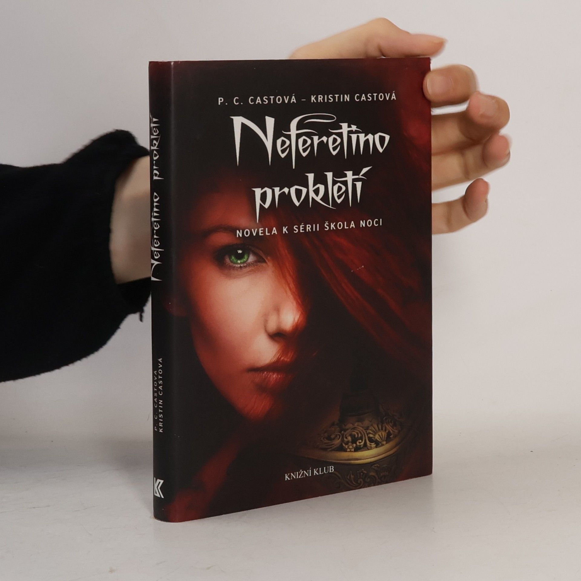 Phyllis Christine Cast Neferetino prokletí. Škola noci 3