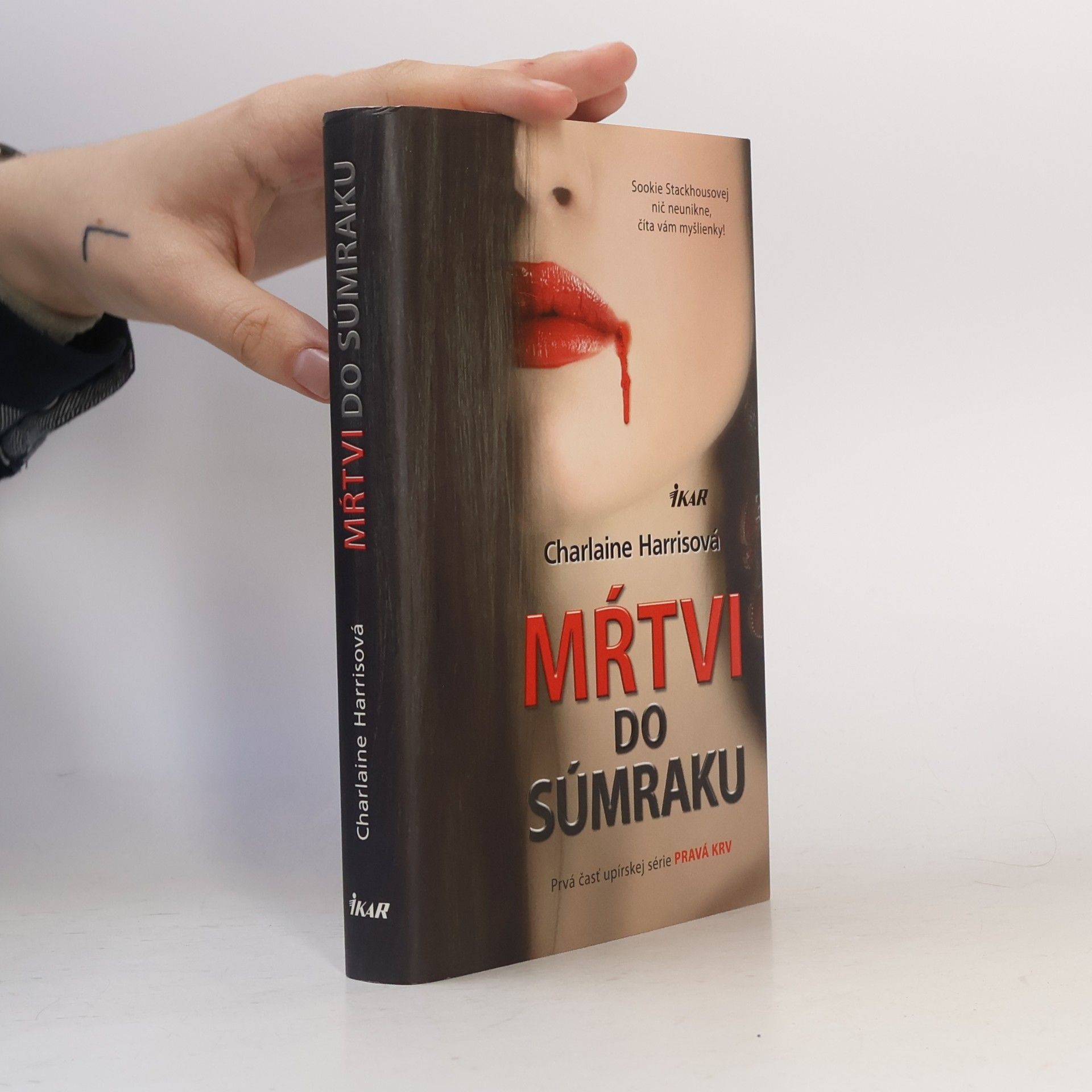 Charlaine Harris Mŕtvi do súmraku