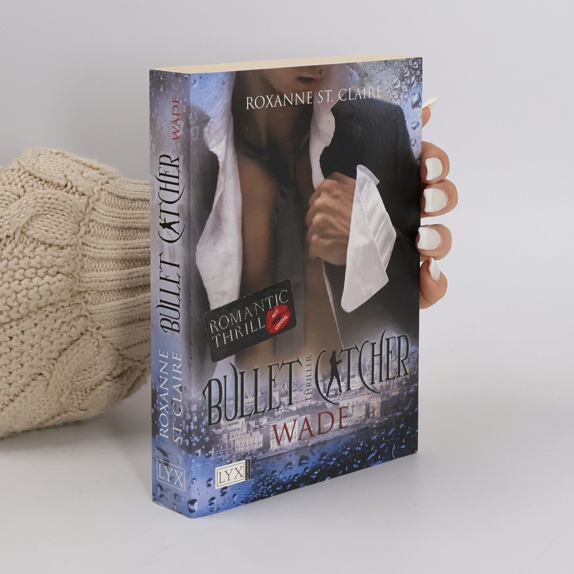 Roxanne St. Claire Bullet Catcher - Wade