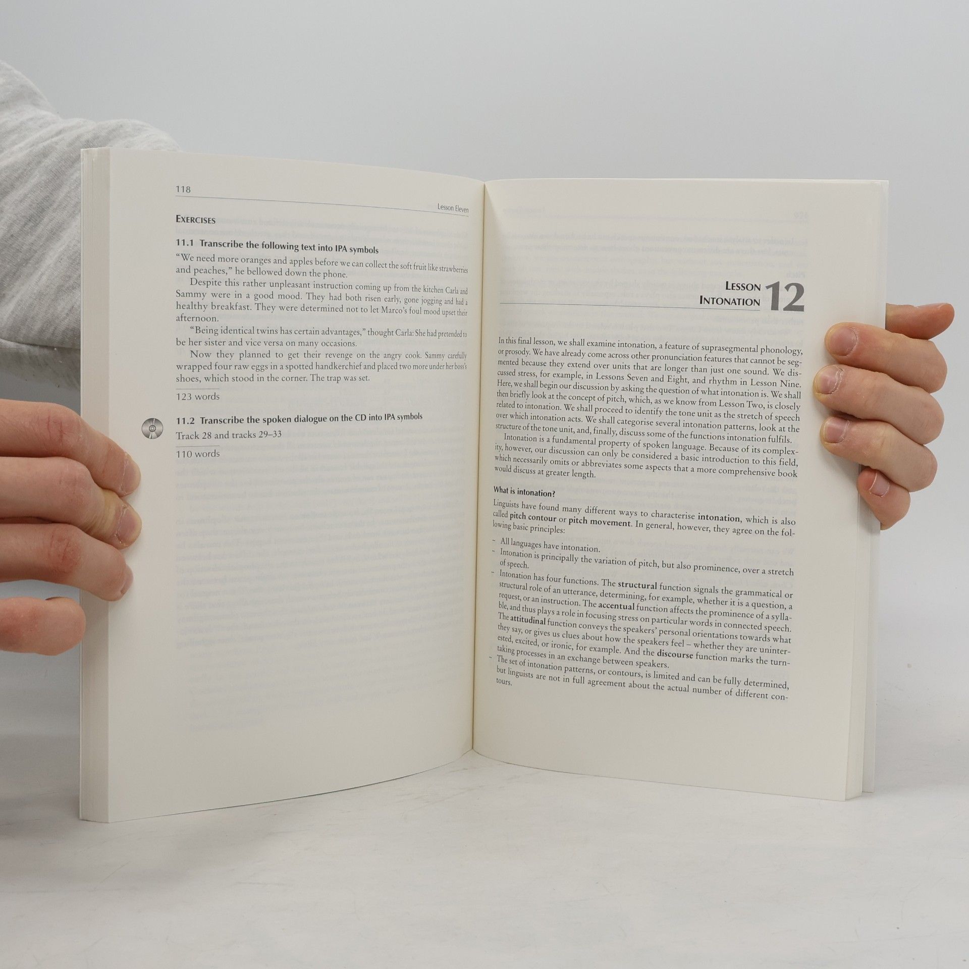 A manual of English phonetics and phonology
