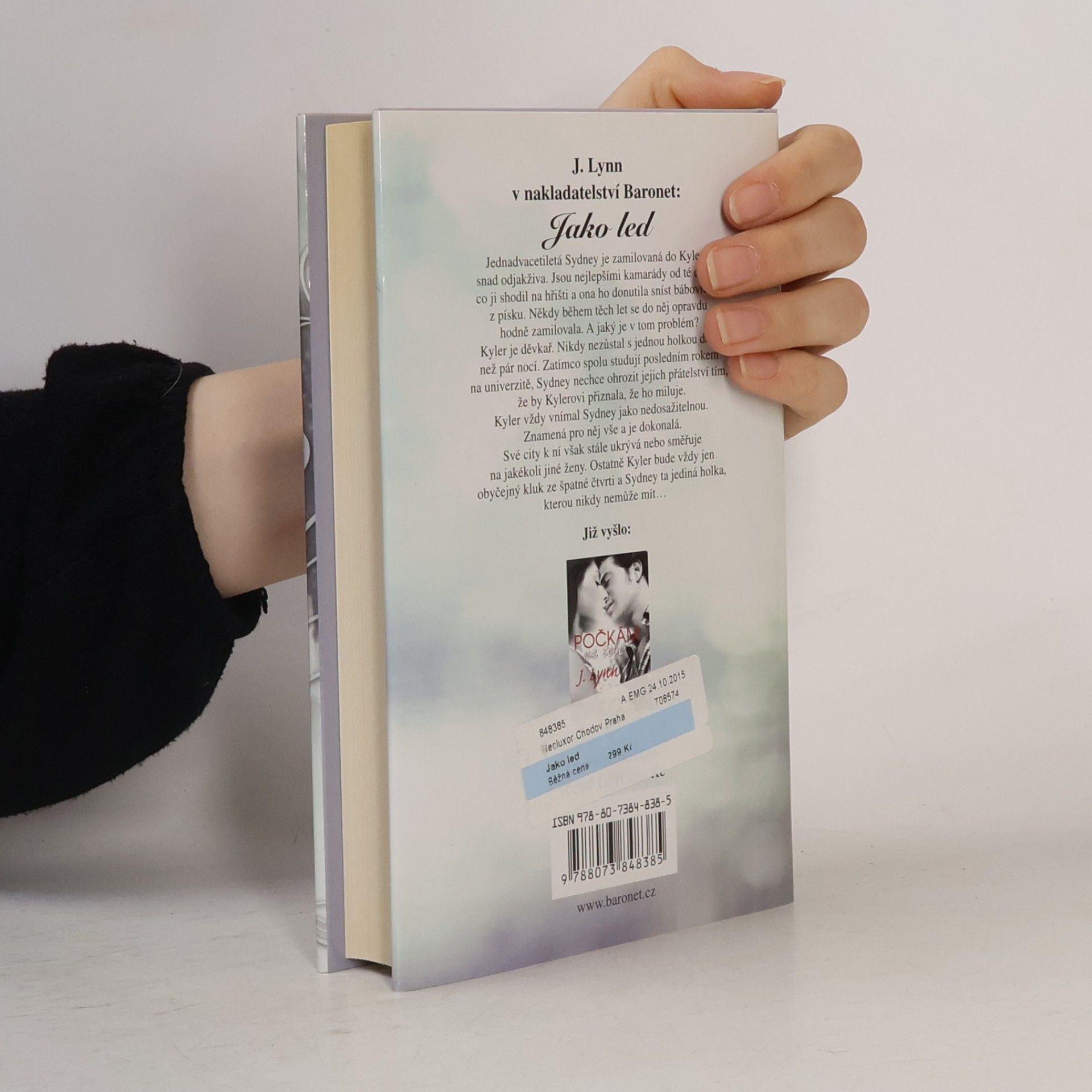 Jennifer L. Armentrout Jako led