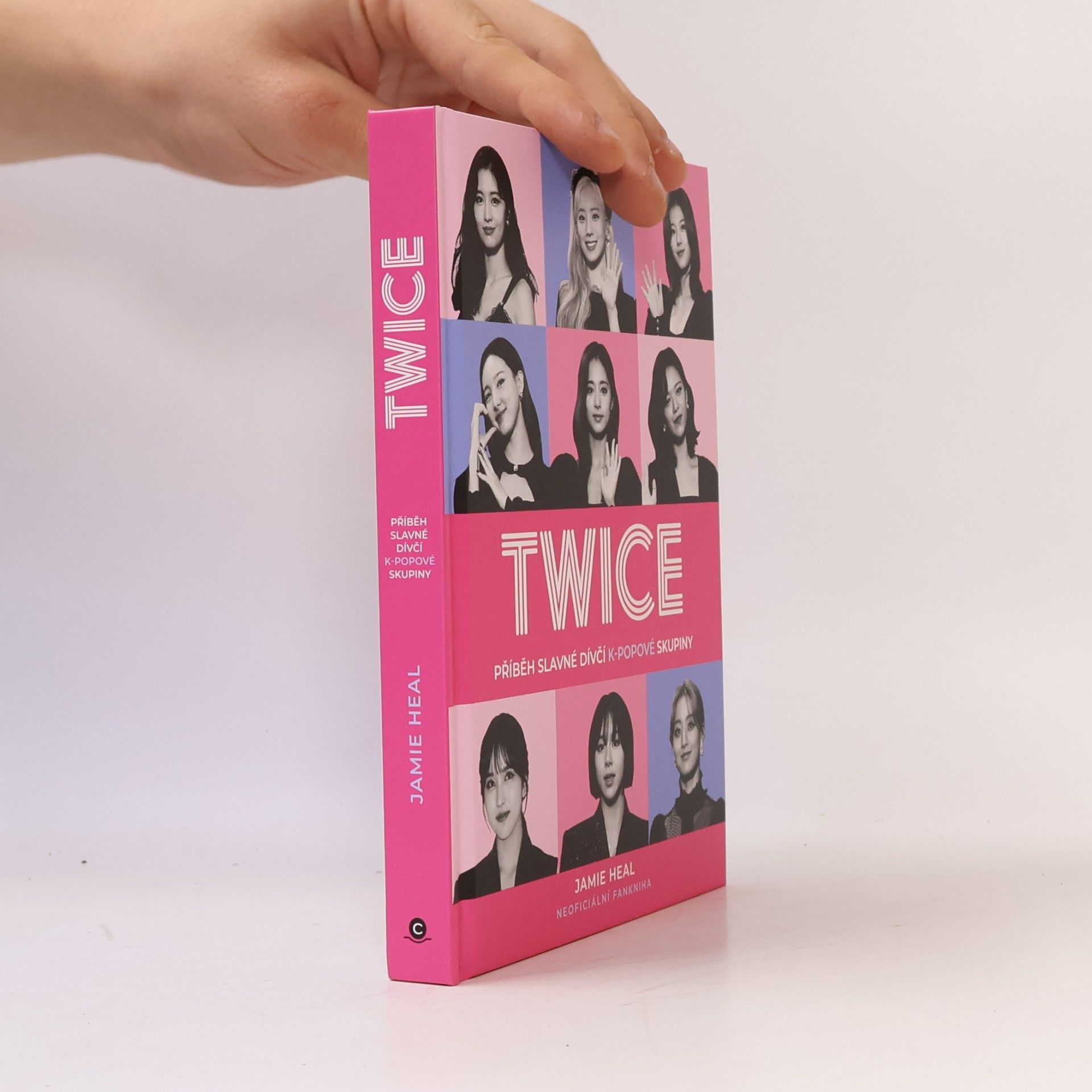 Jamie Heal Twice. Příběh slavné dívčí k-popové skupiny
