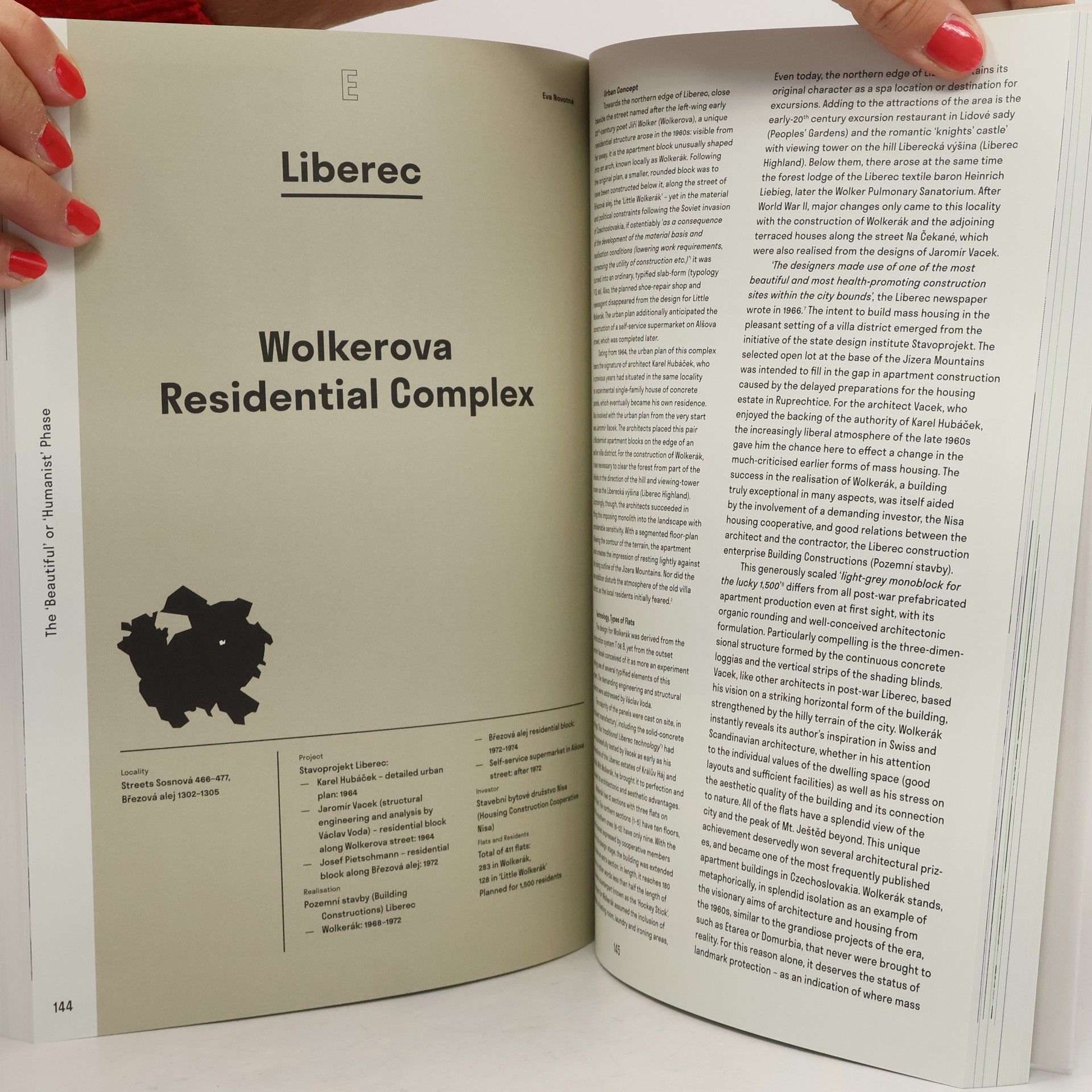 Rostislav Švácha The Paneláks. Twenty-Fiwe Housing Estates in the Czech Republic