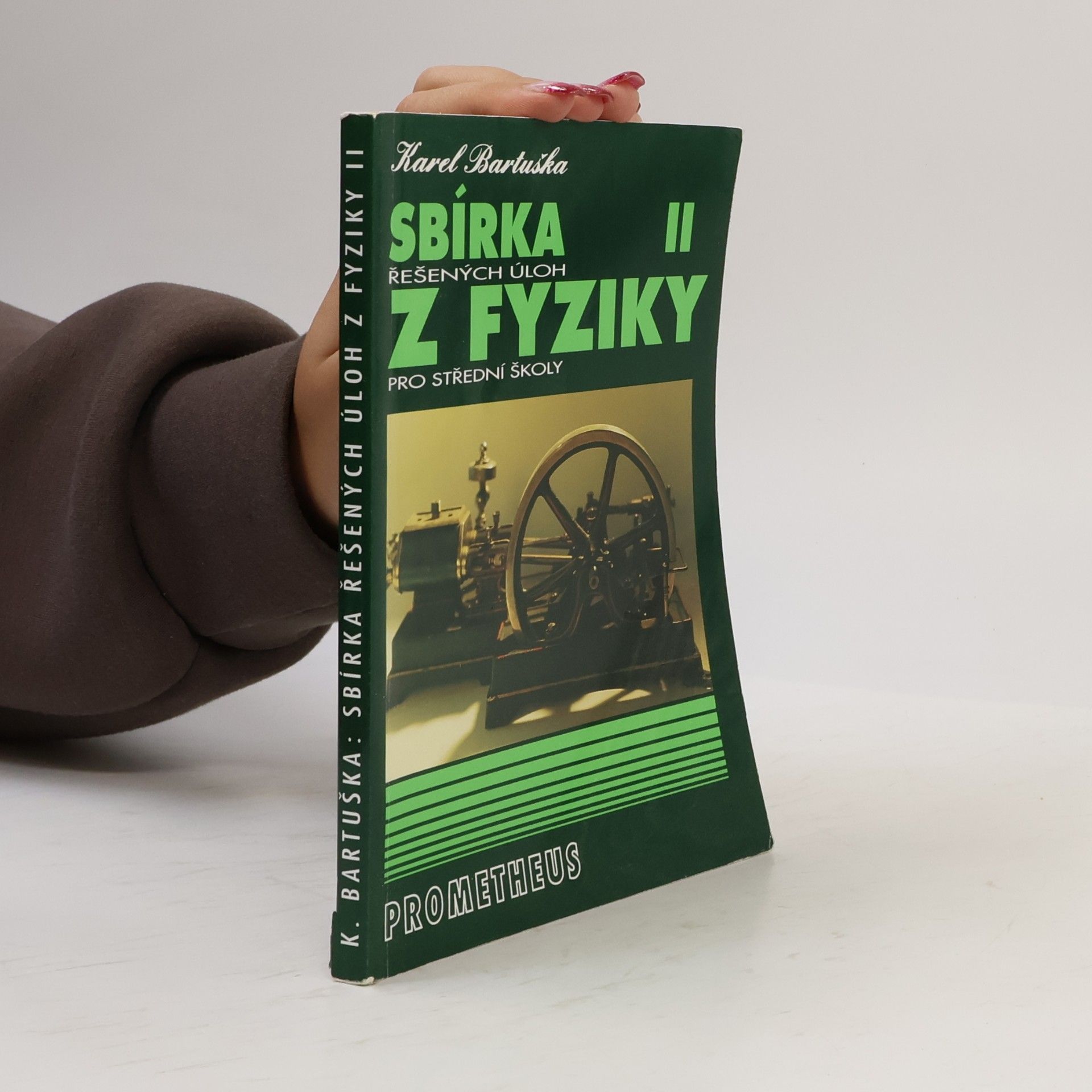 Karel Bartuška Sbírka řešených úloh z fyziky pro střední školy. II, Molekulová fyzika a termika Molekulová fyzika a termik