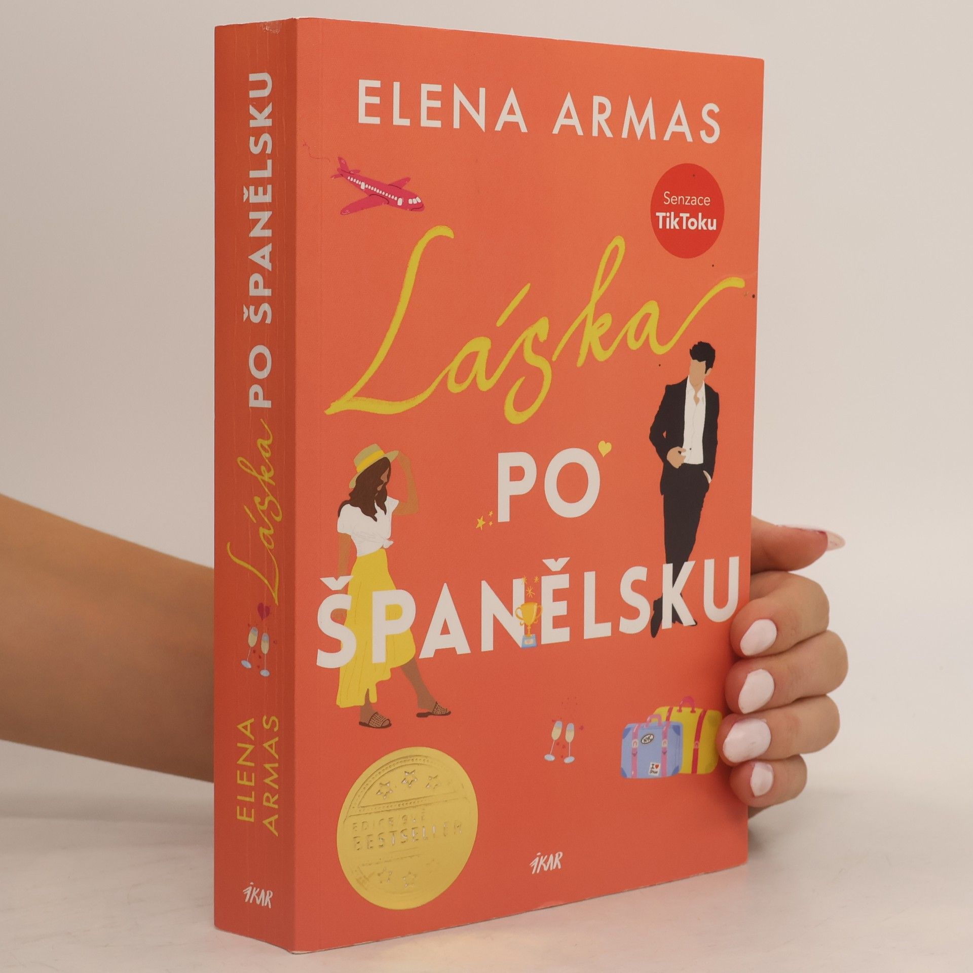 Elena Armas Láska po španělsku