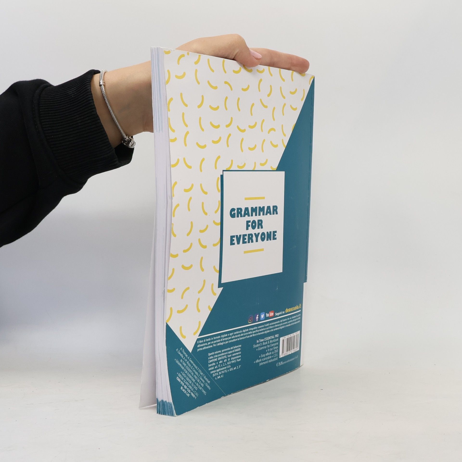 Anna Zanella In time. Essential pro. Student's book e Workbook. Con Grammar for everyone, Fascicolo In our times. Per gli Ist. tecnici. Con e-book. Con espansione online. Con DVD-ROM
