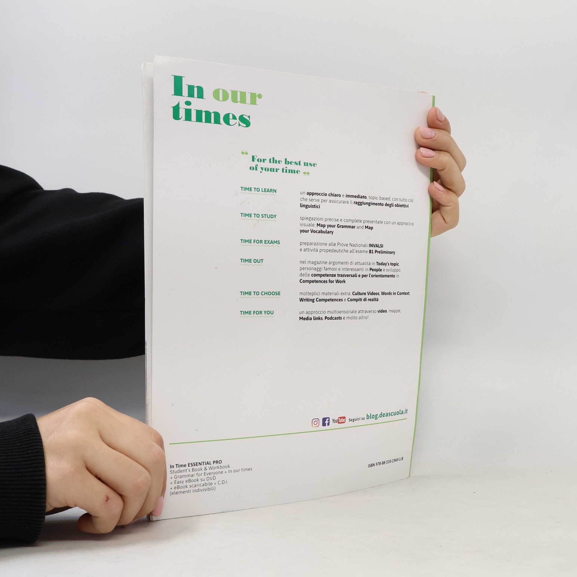 Anna Zanella In time. Essential pro. Student's book e Workbook. Con Grammar for everyone, Fascicolo In our times. Per gli Ist. tecnici. Con e-book. Con espansione online. Con DVD-ROM