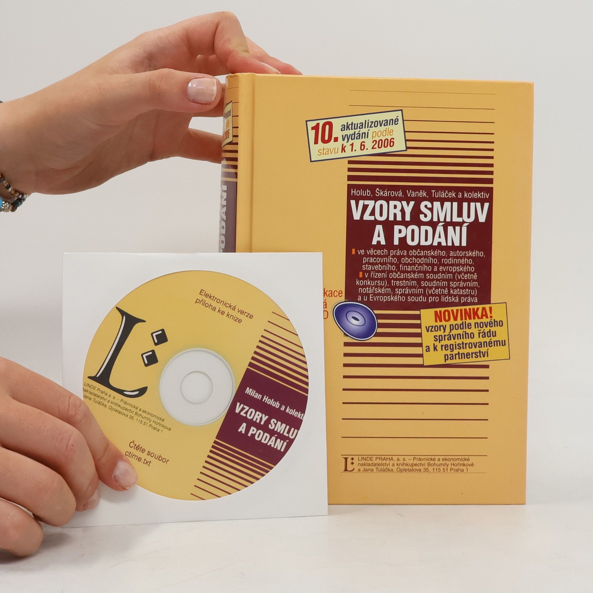 Milan Holub Vzory smluv a podání