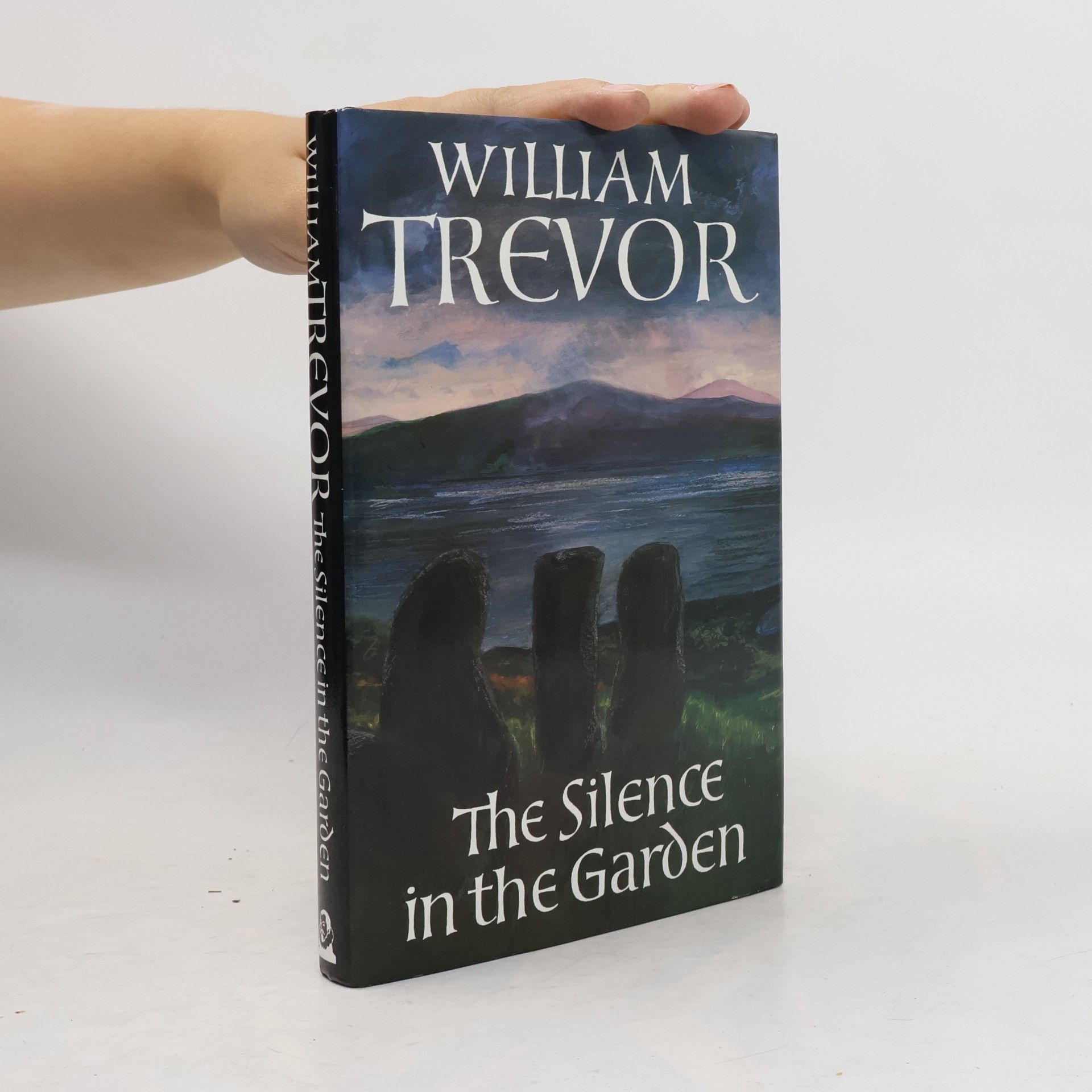 William Trevor The Silence in the Garden