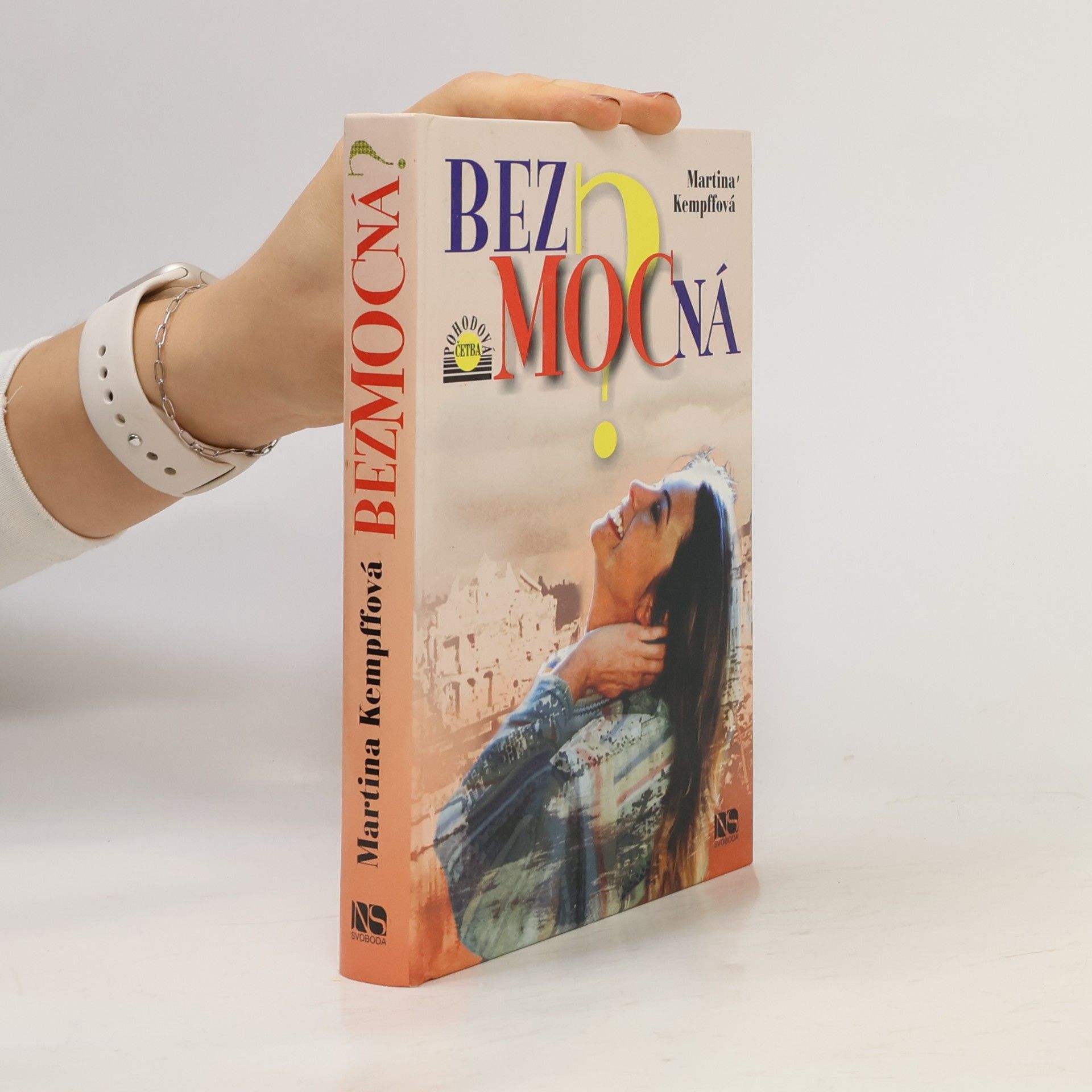 Martina Kempff Bezmocná?