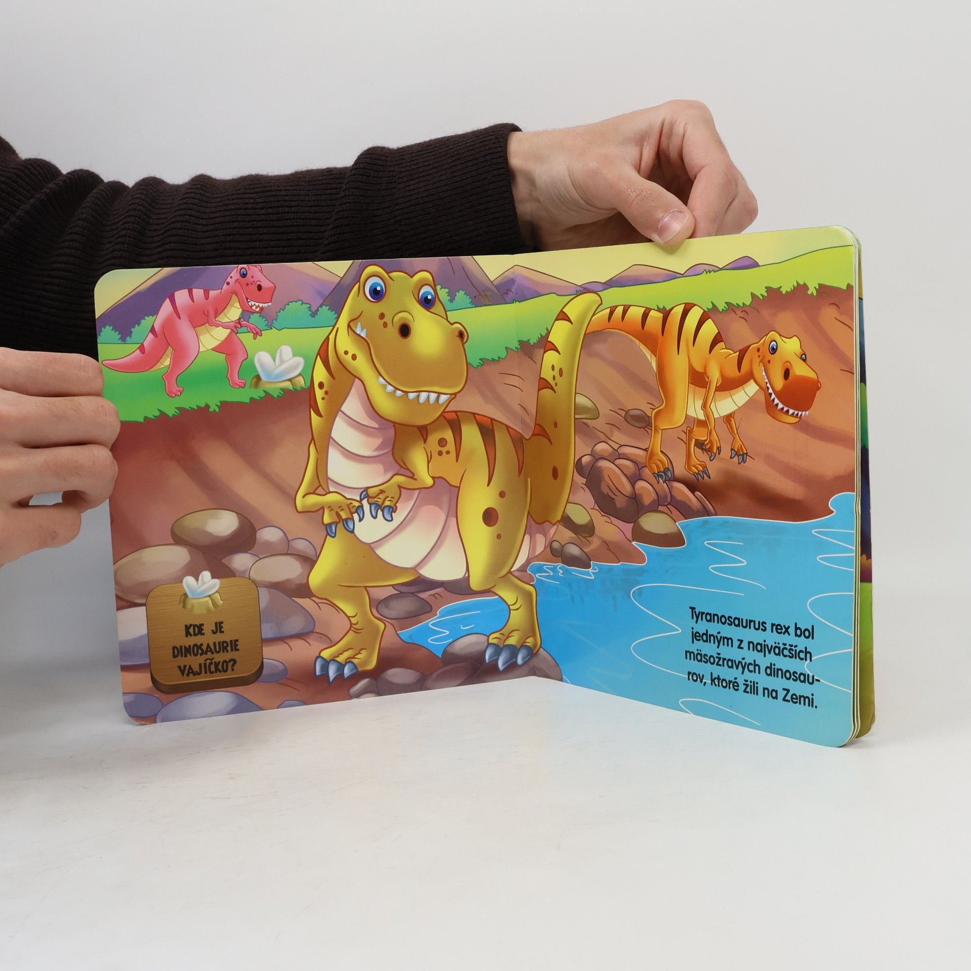 kolektiv Odvážne dinosaury