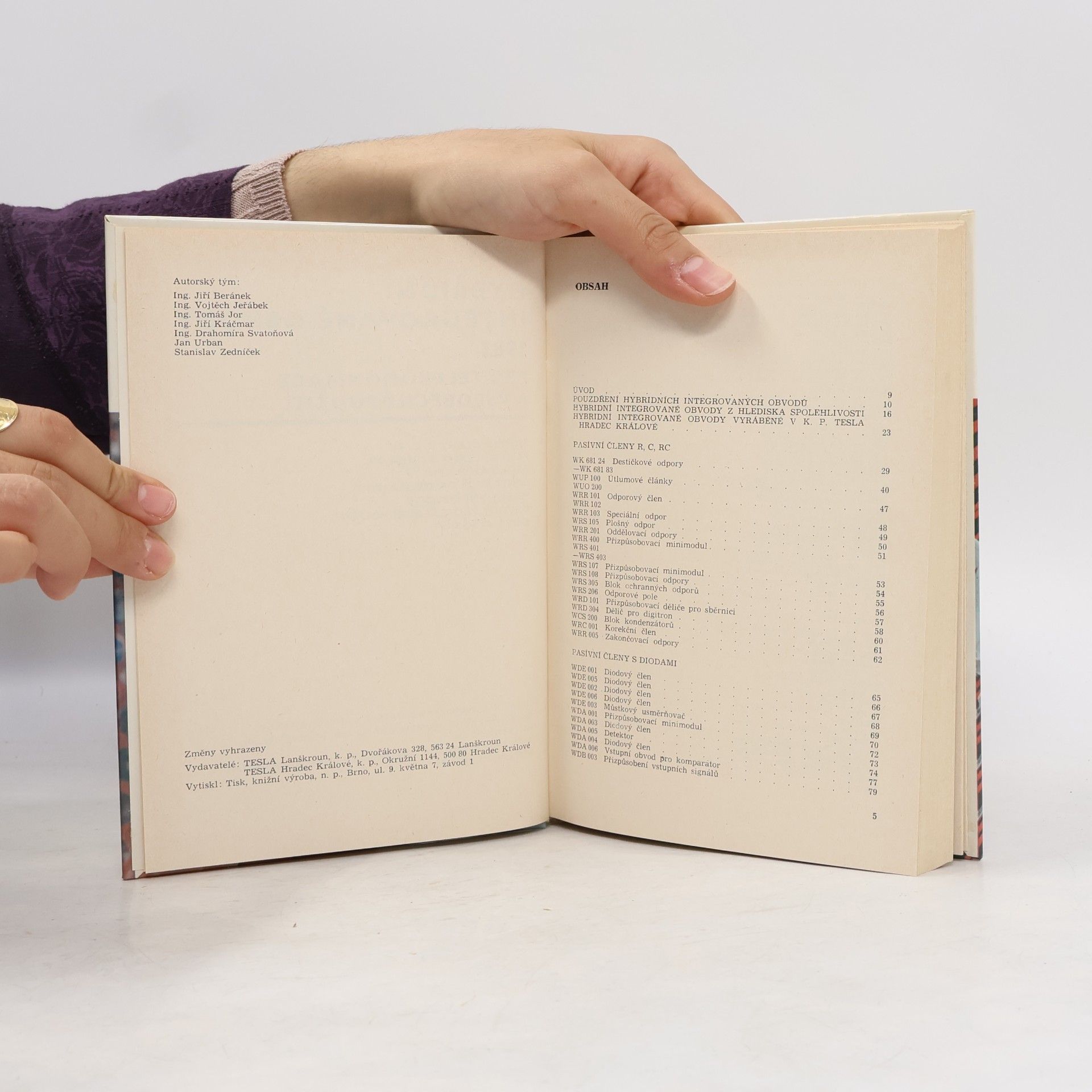 Various authors Hybridní integrované obvody pro telekomunikace a všeobecné použití