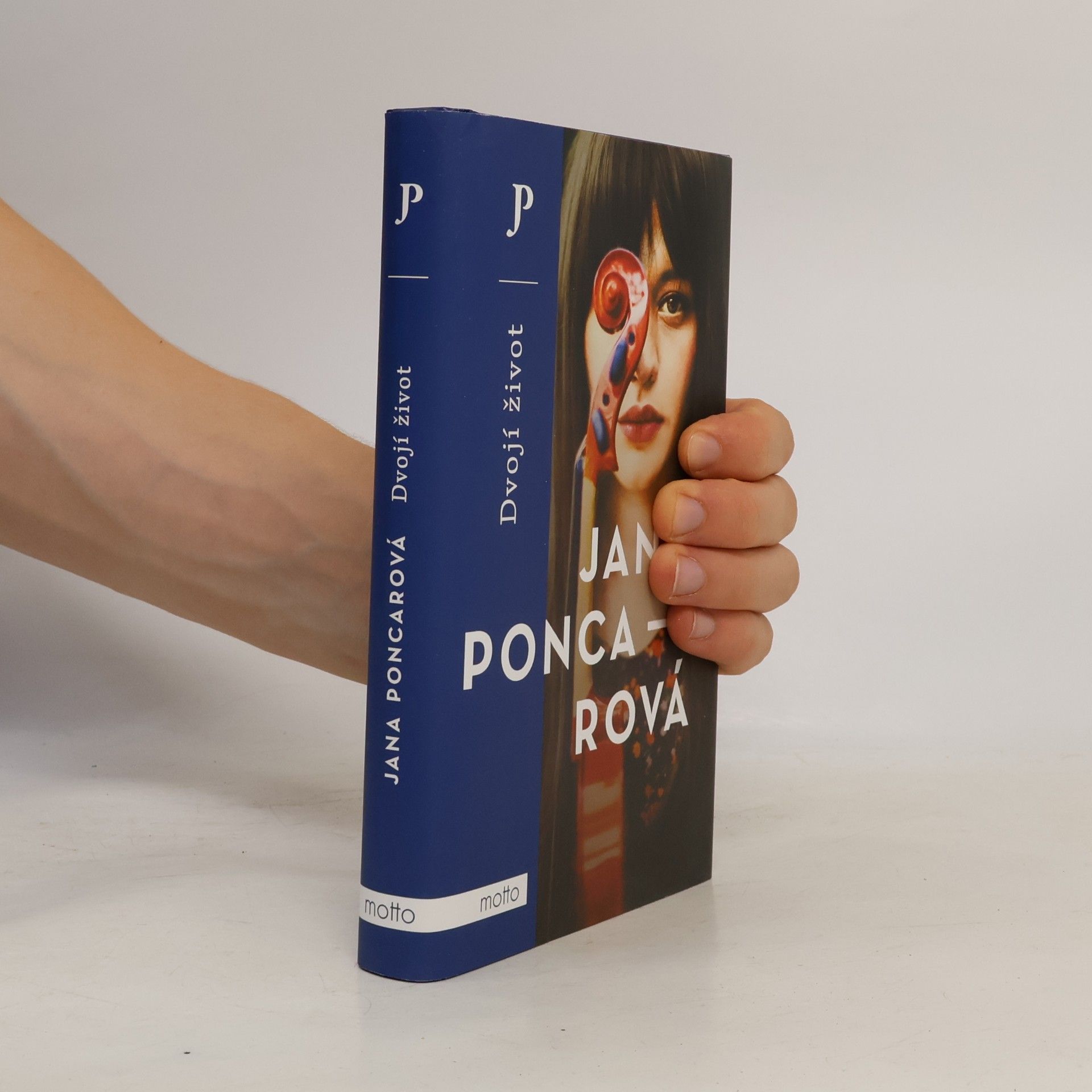 Jana Poncarová Dvojí život