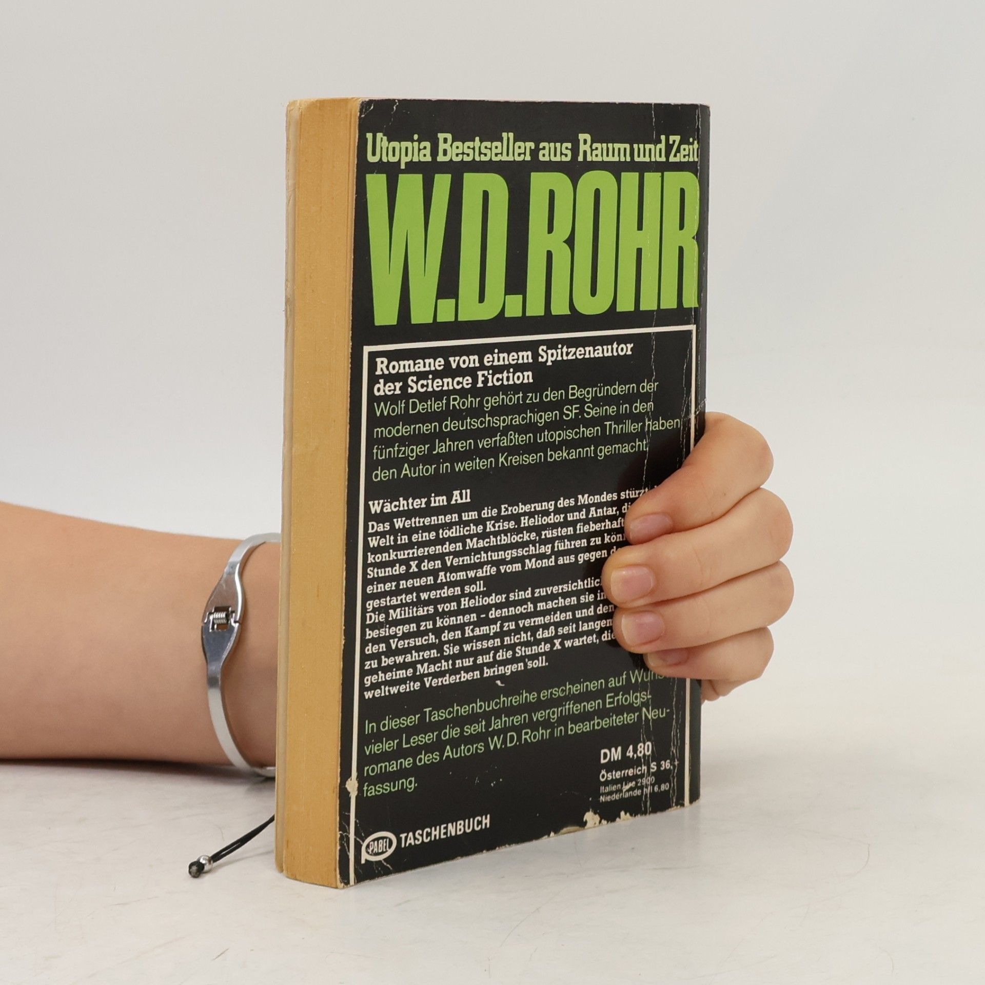 W. D. Rohr Wächter im All