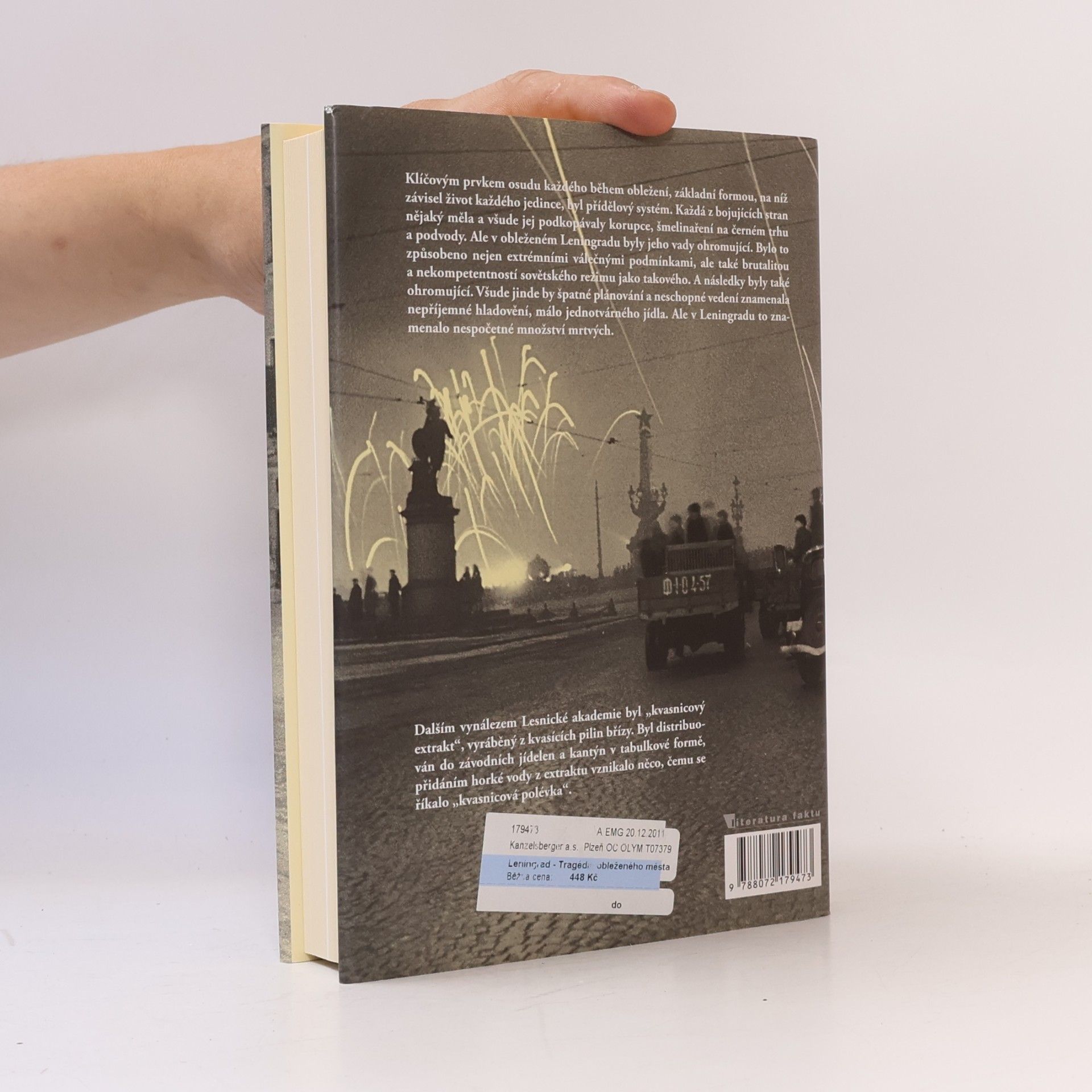 Anna Reid Leningrad : tragédie obleženého města, 1941-1944