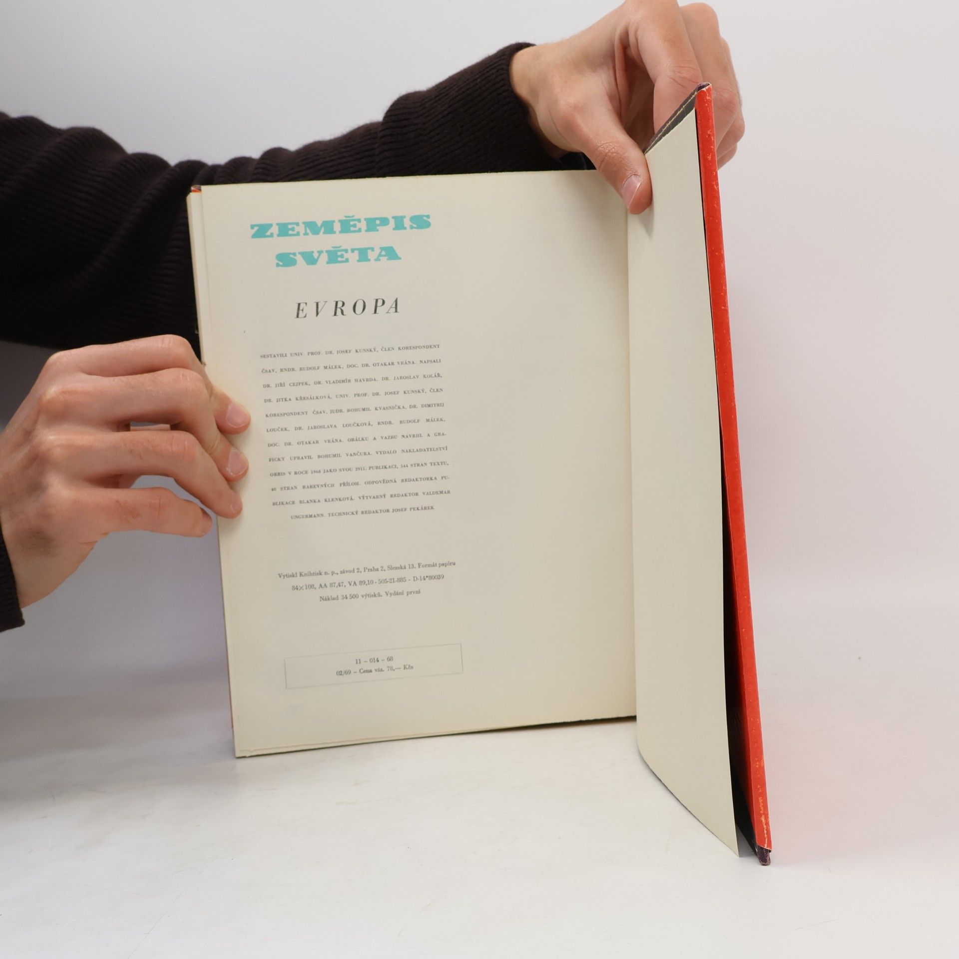 Autorenkollektiv Zeměpis světa. Evropa