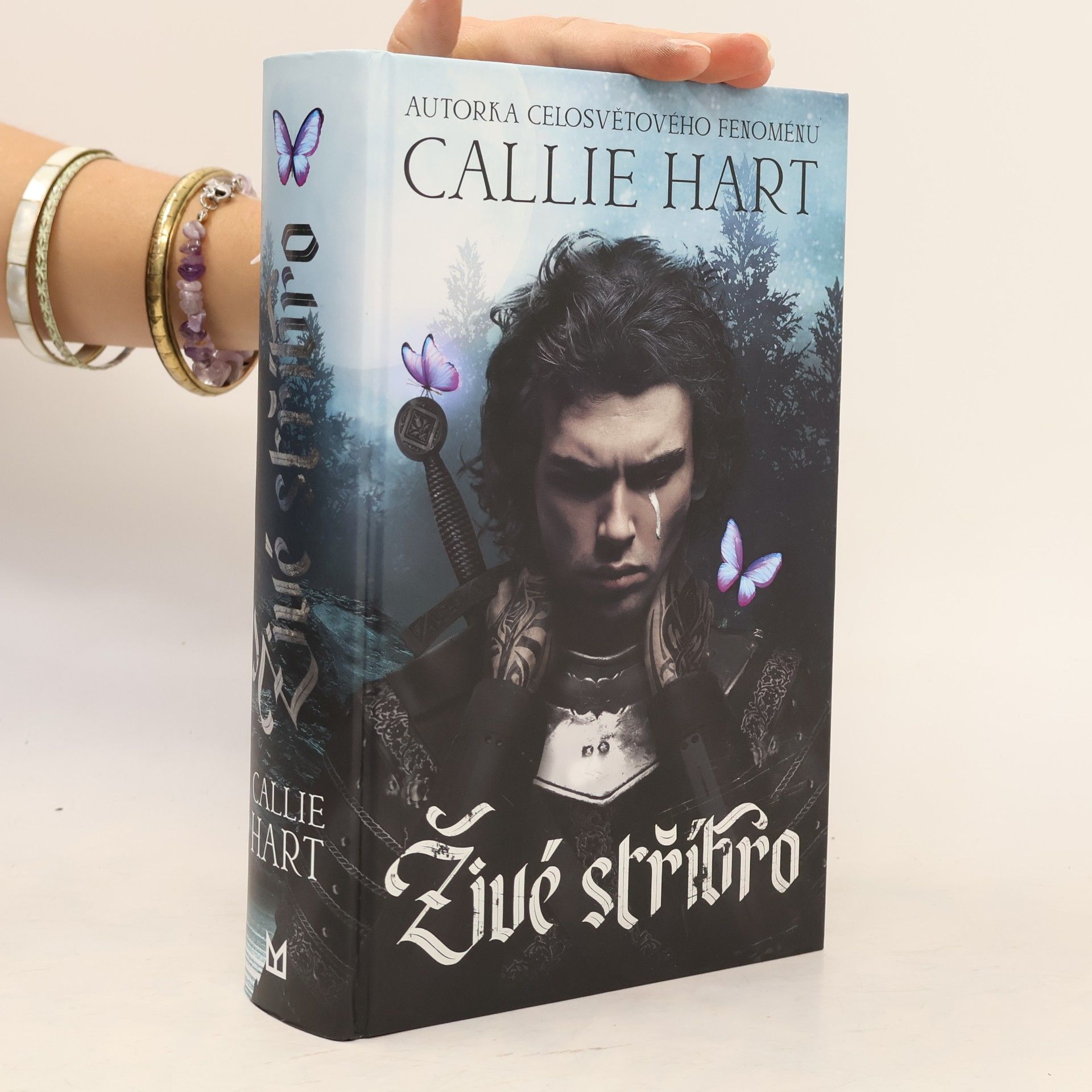 Callie Hart Živé stříbro