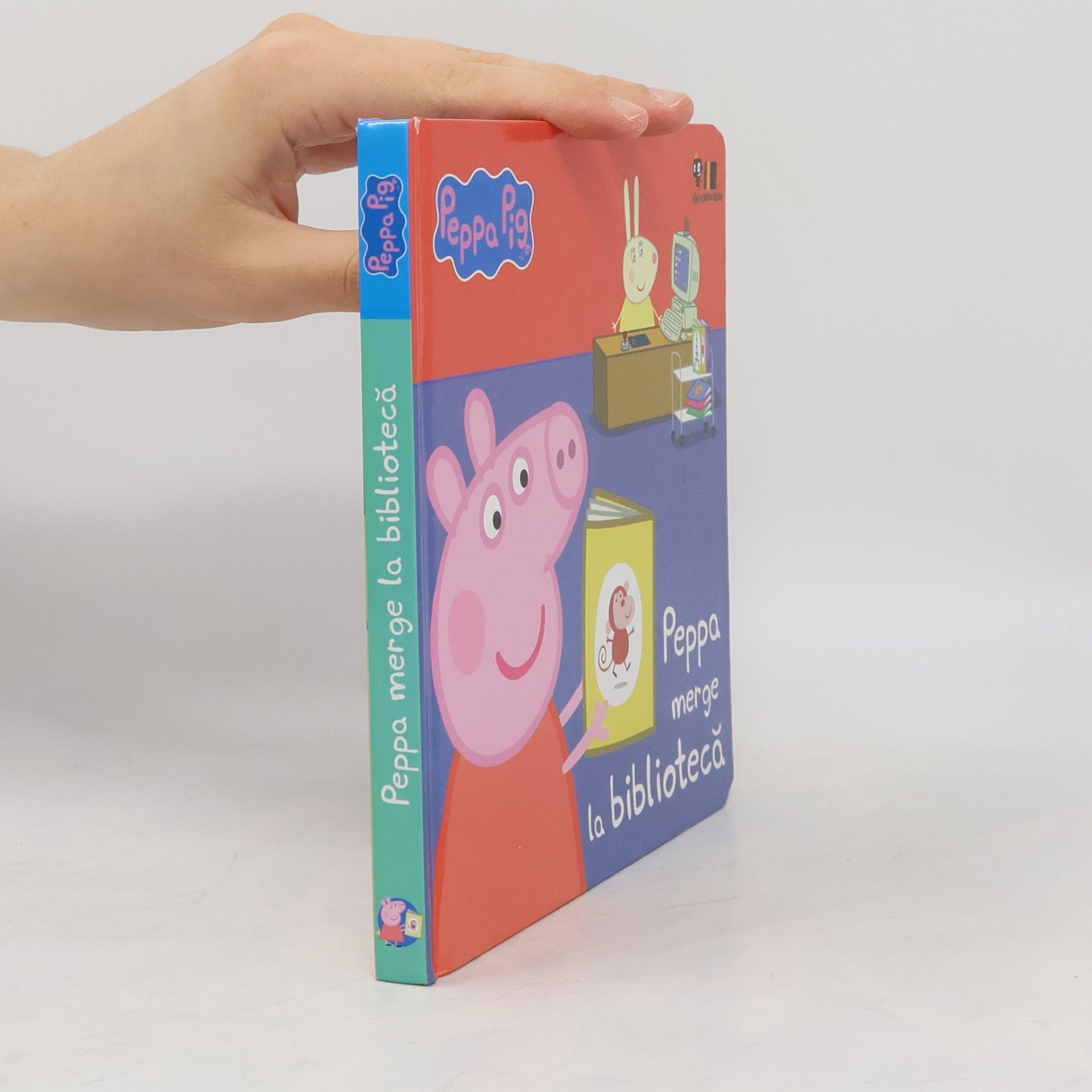 Peppa Pig: Peppa merge la bibliotecă