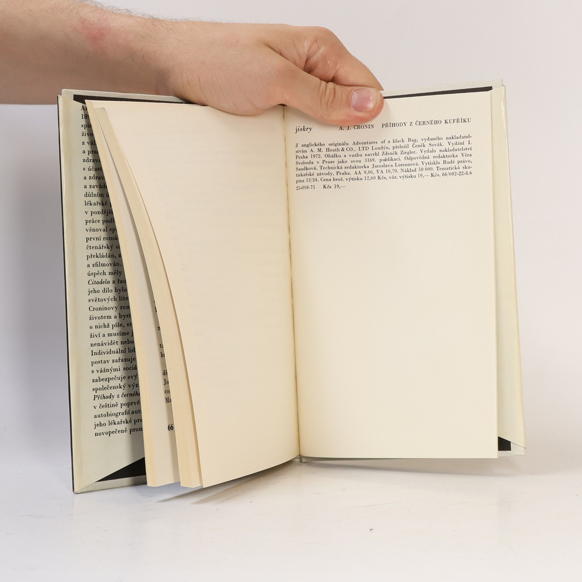 A. J. Cronin Příhody z černého kufříku