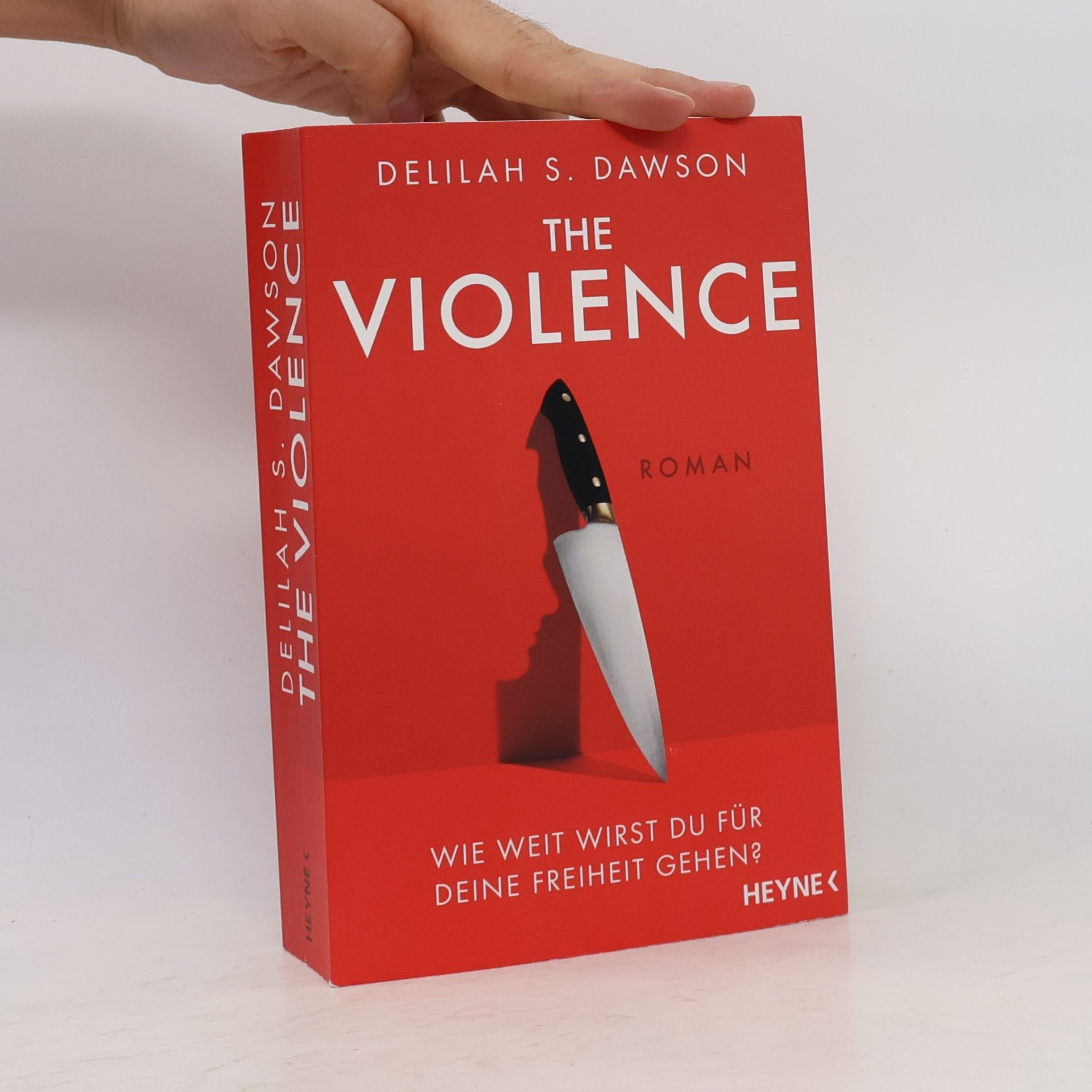 Delilah S. Dawson The violence