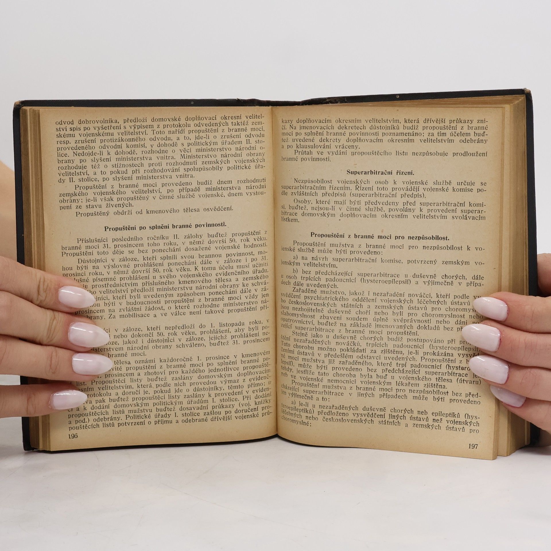 kolektiv ALMANACH čs. branné moci a četnictva.