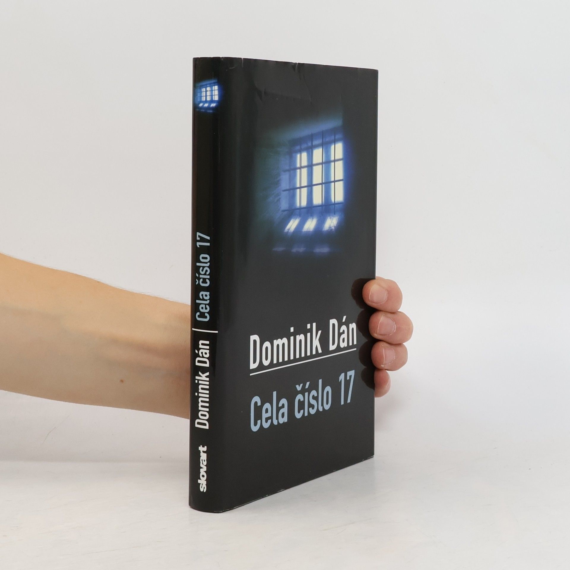 Dominik Dán Cela číslo 17