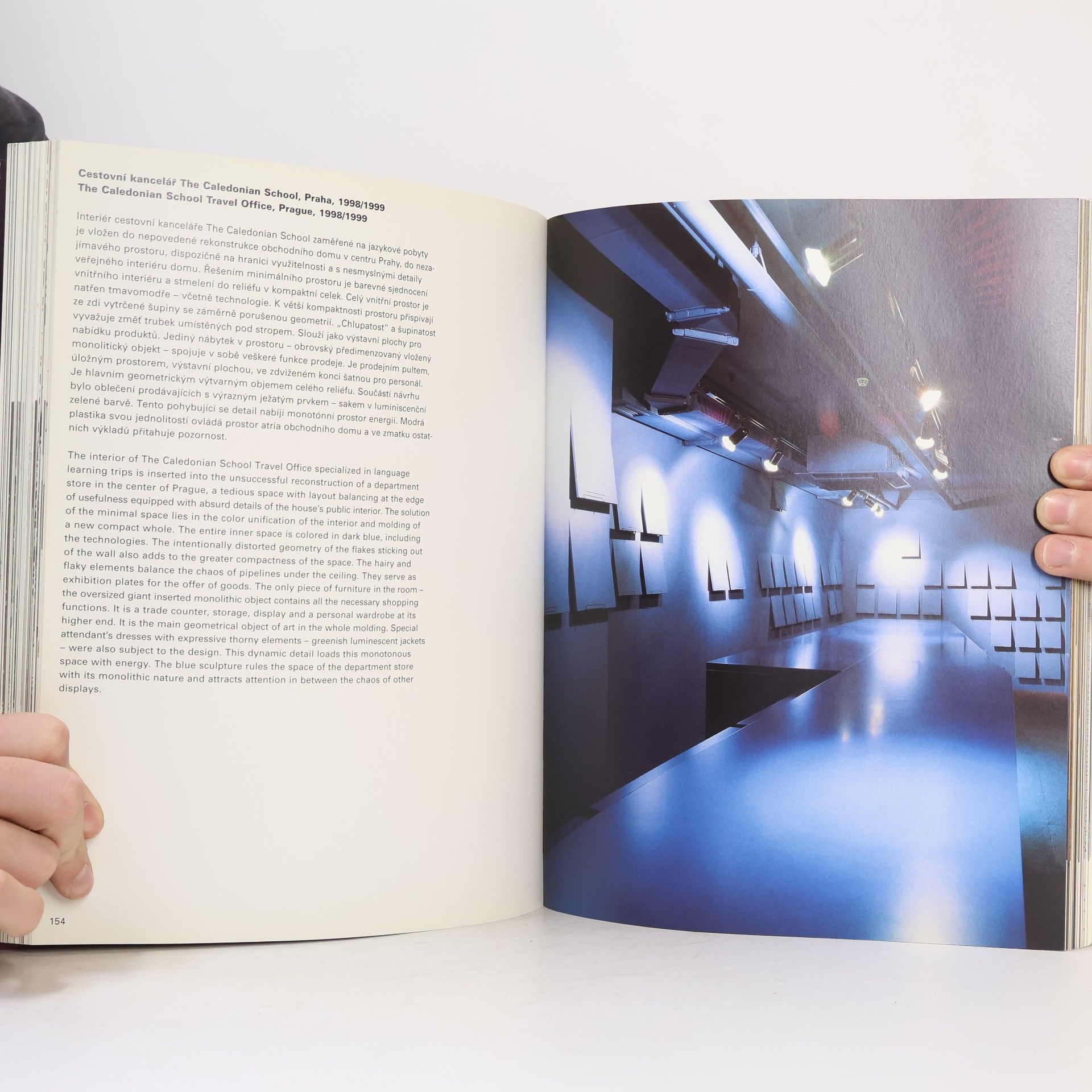 Ivan Kroupa Ivan Kroupa : realizace a projekty 1988-2003 : realizations and projects 1988-2003