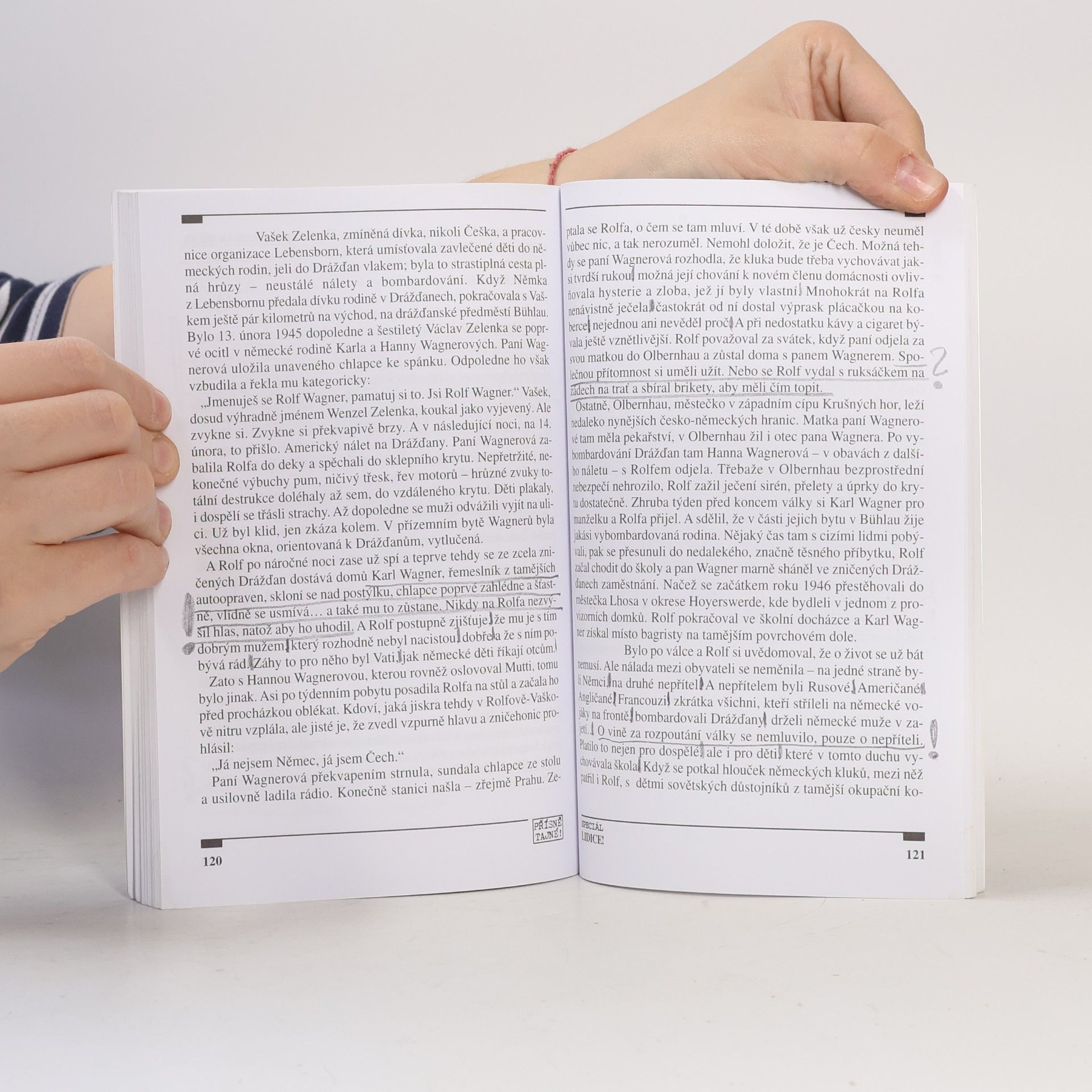 Autorenkollektiv Přísně tajne - Lidice