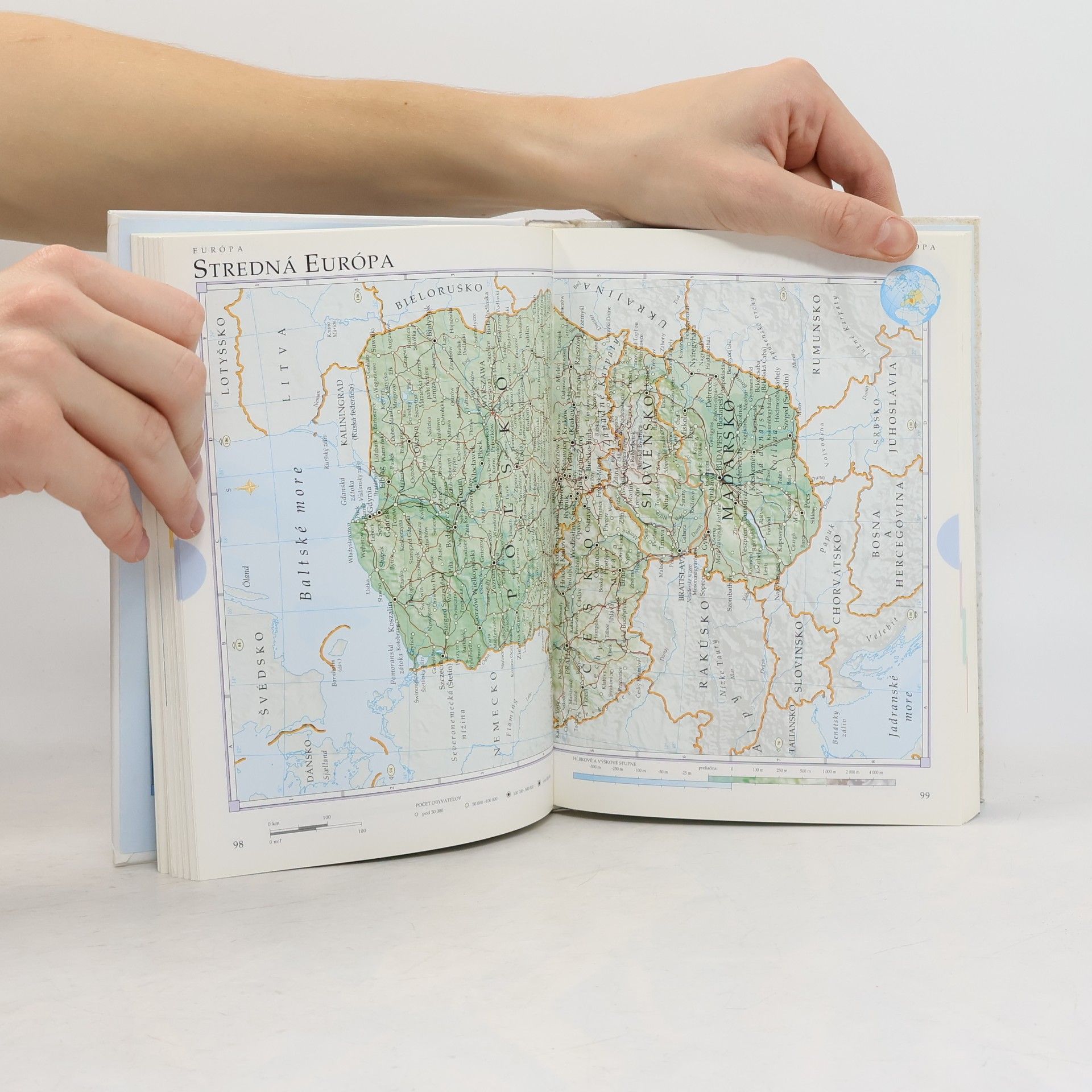Autorenkollektiv Príručný atlas sveta