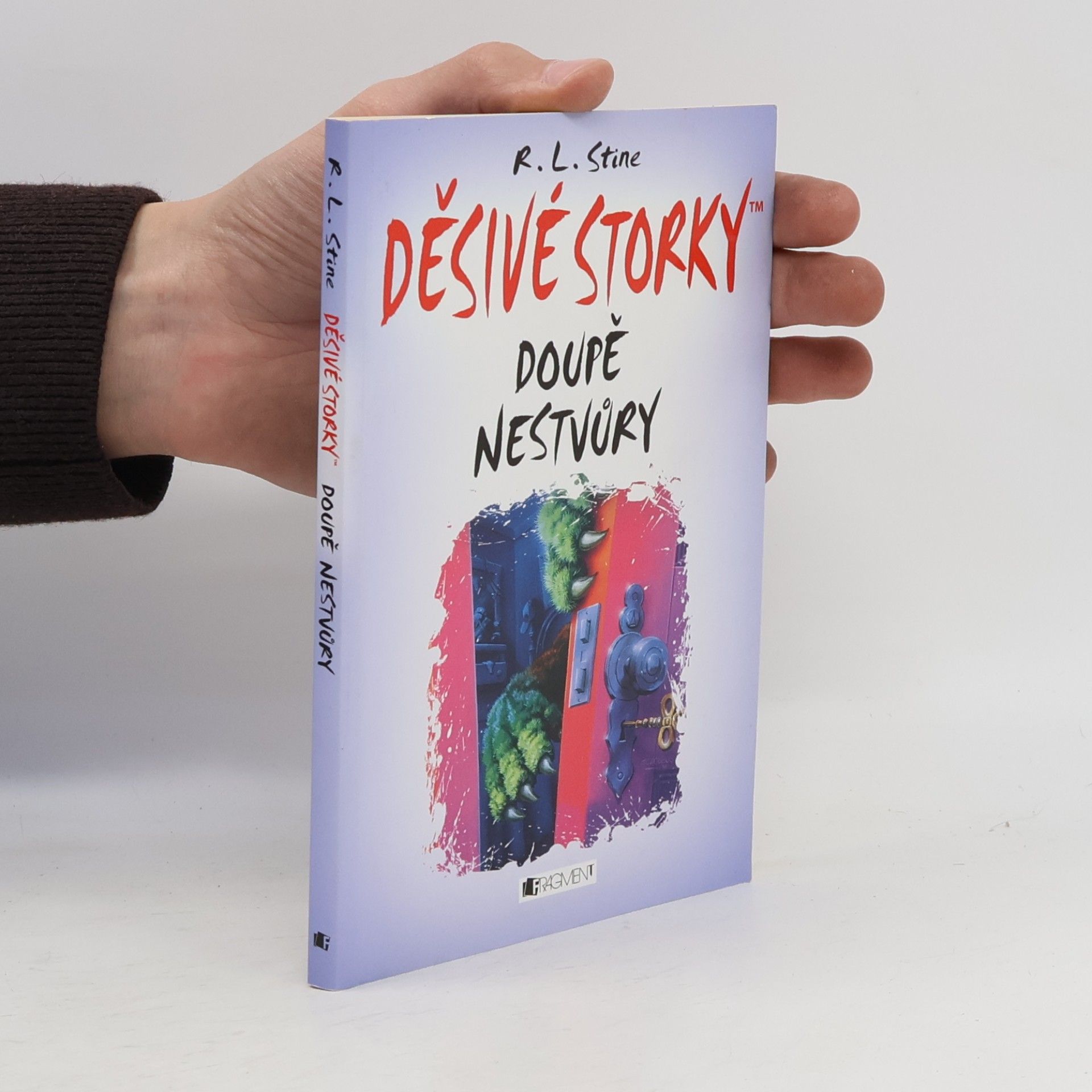 R. L. Stine Doupě nestvůry