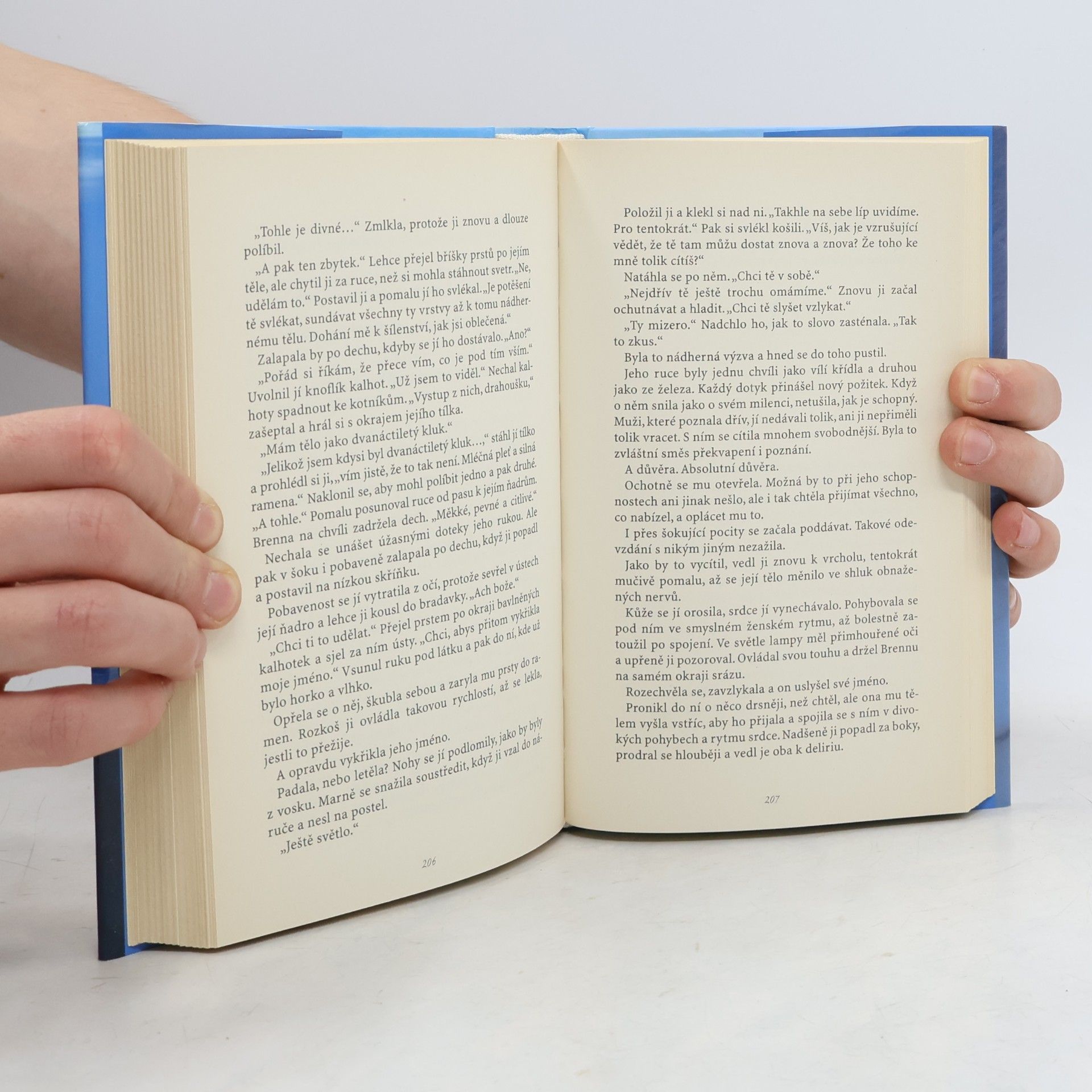 Nora Roberts Měsíční perly