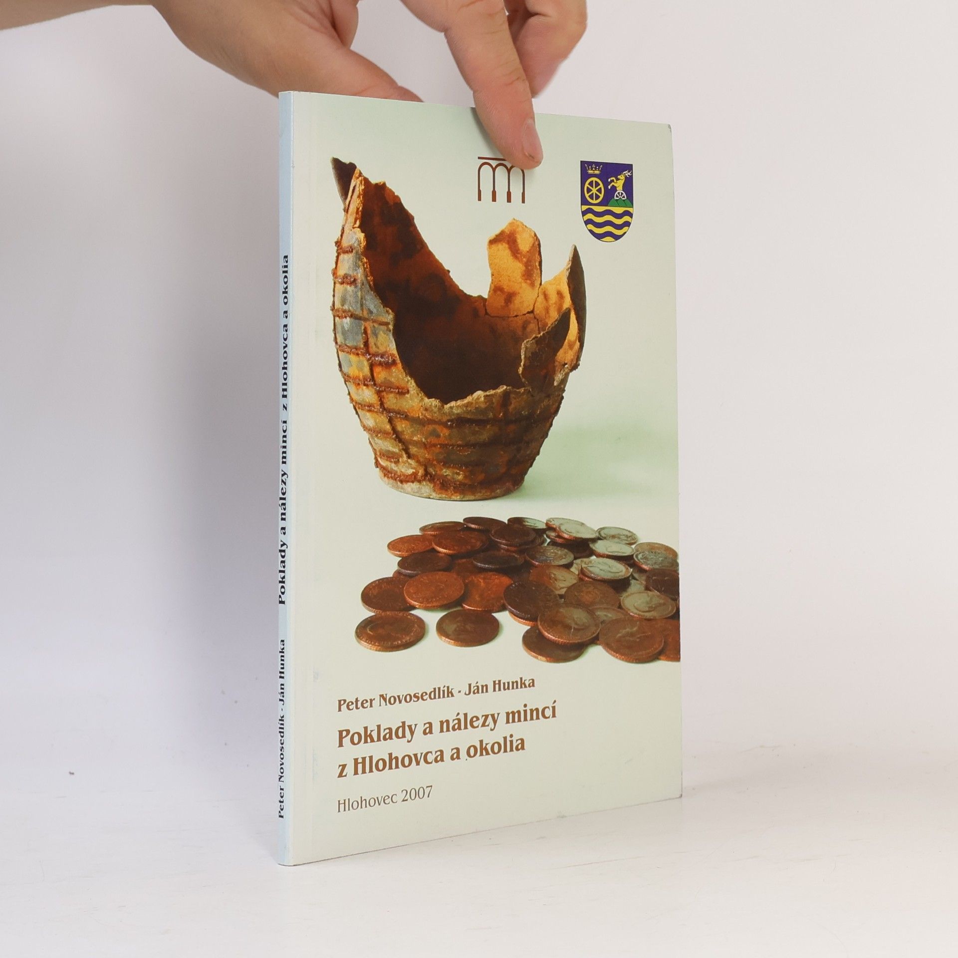 Poklady a nálezy mincí z Hlohovca a okolia