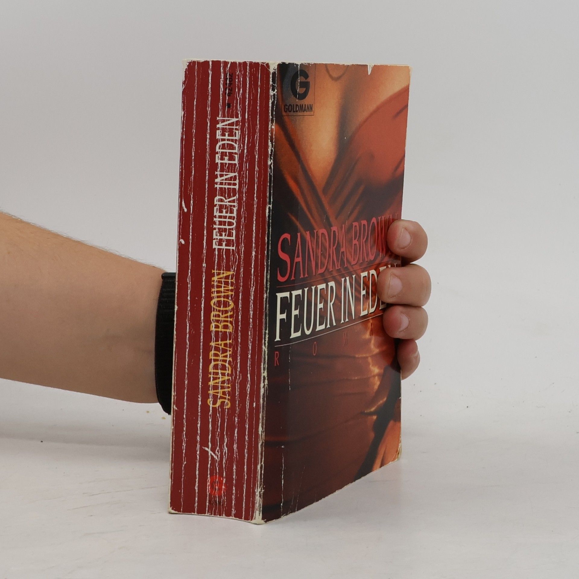 Sandra Brown Feuer in Eden