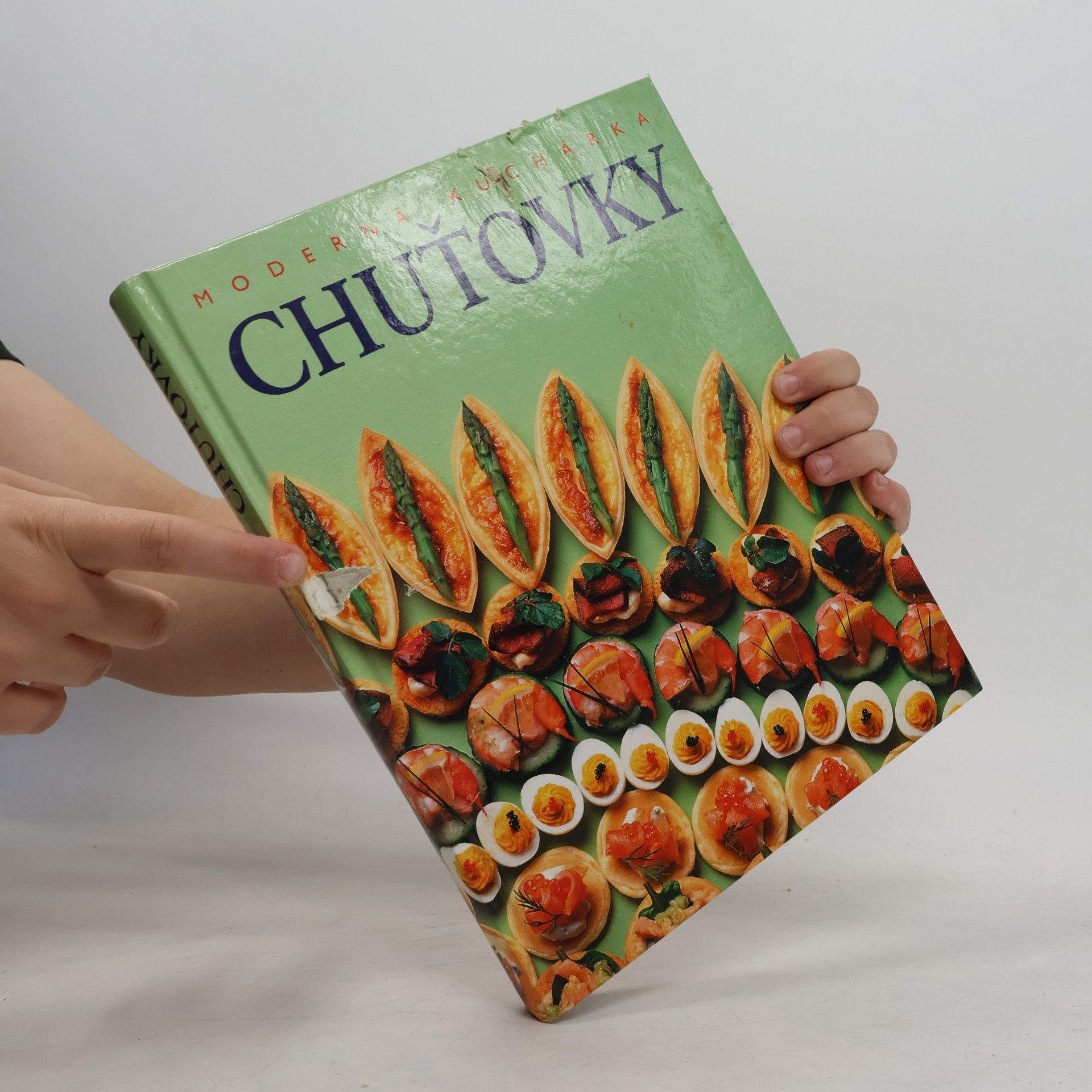 AA.VV. Chuťovky : moderná kuchárka