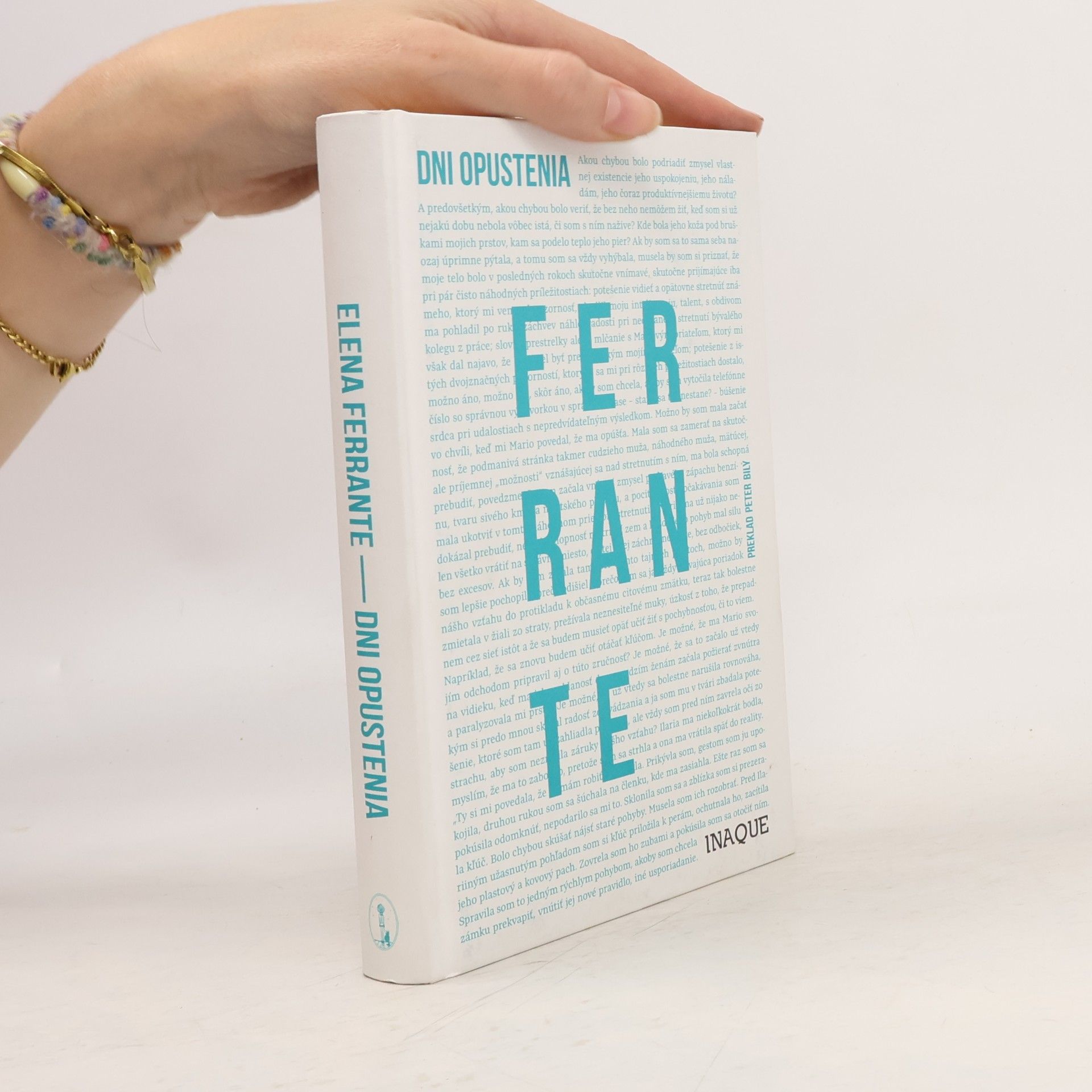 Elena Ferrante Dni opustenia