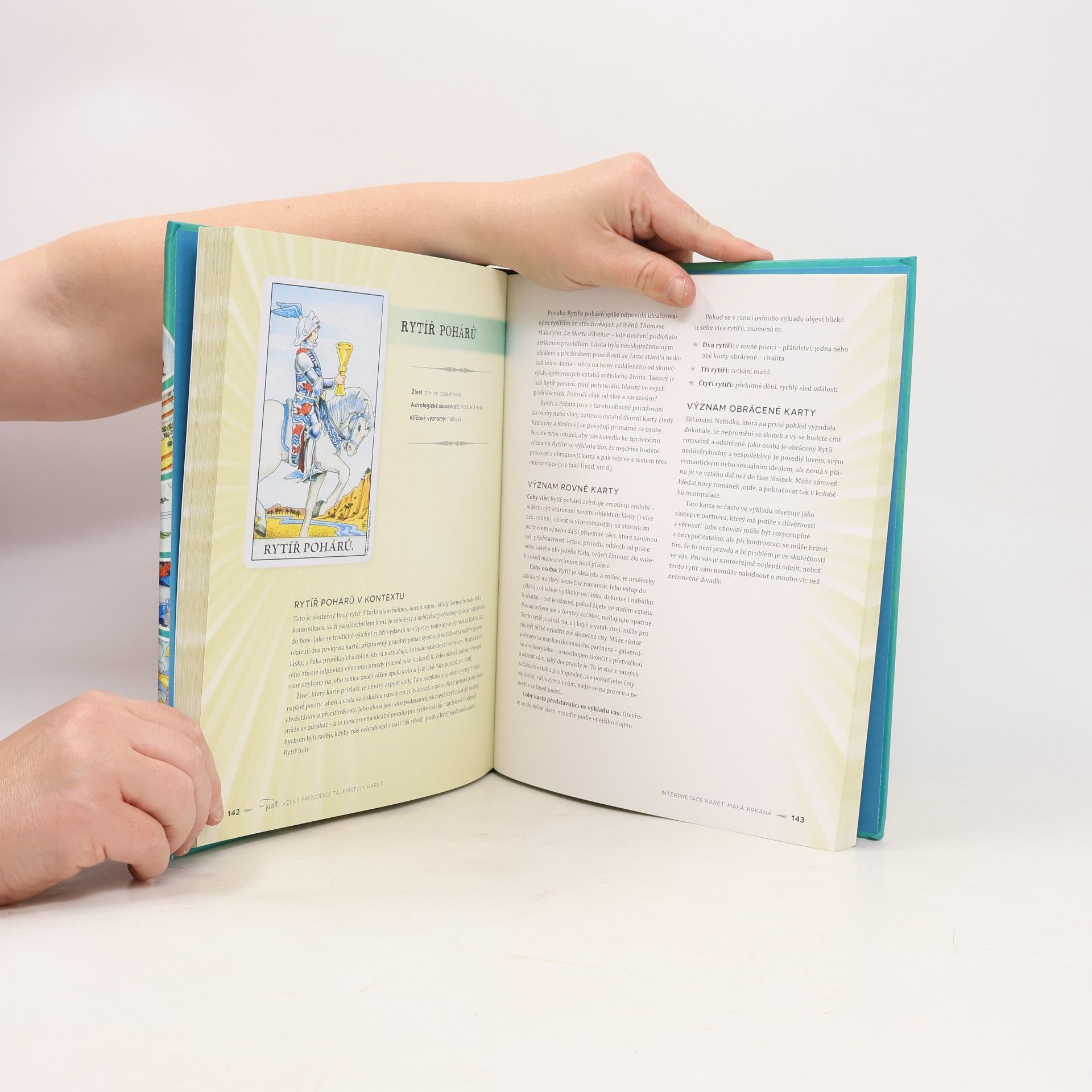 Liz Dean Tarot: velký průvodce tajemstvím karet