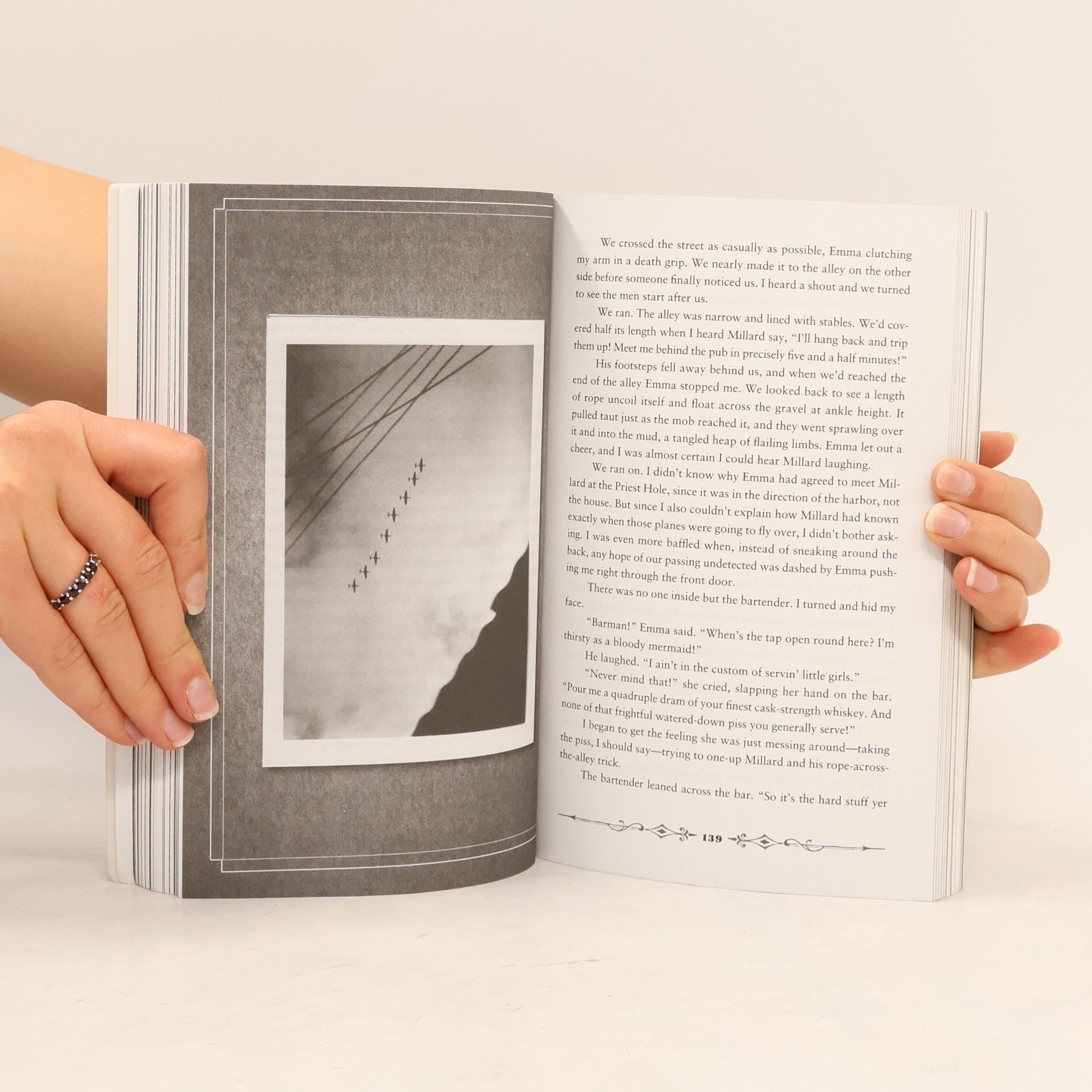 Ransom Riggs Miss Peregrine's Home for Peculiar Children