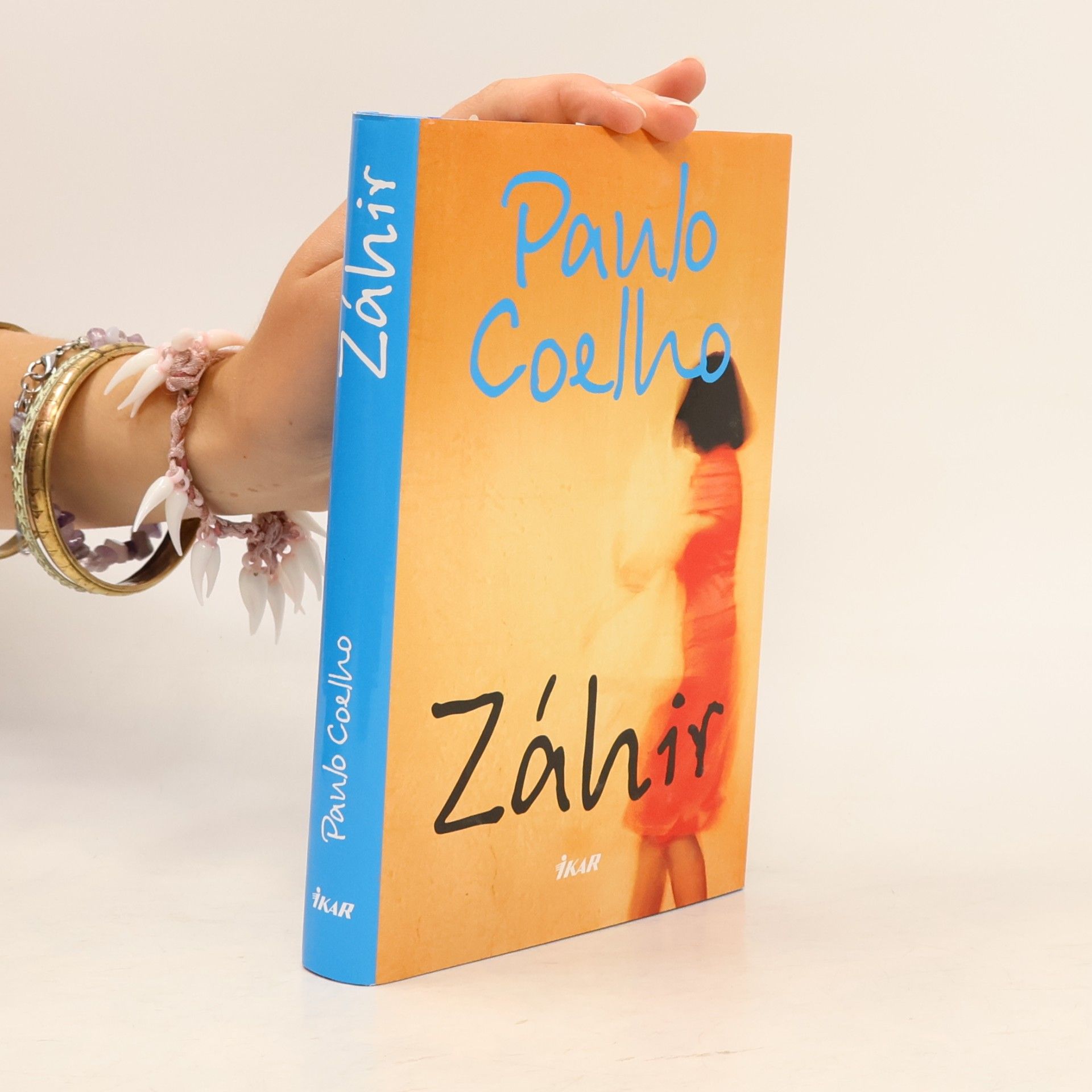 Záhir